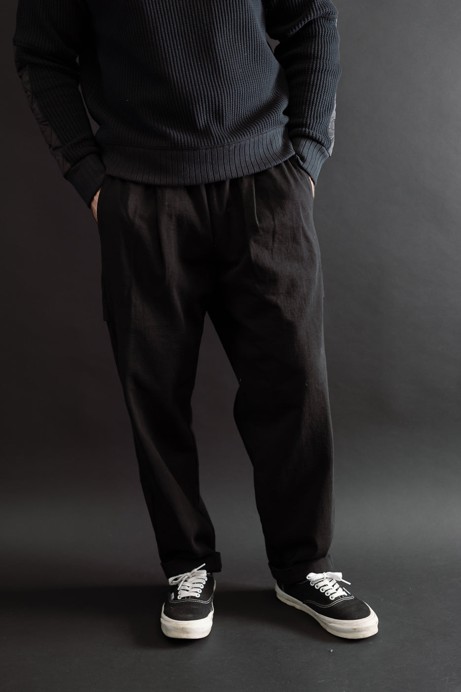 Full body front view of a male model, 5'9