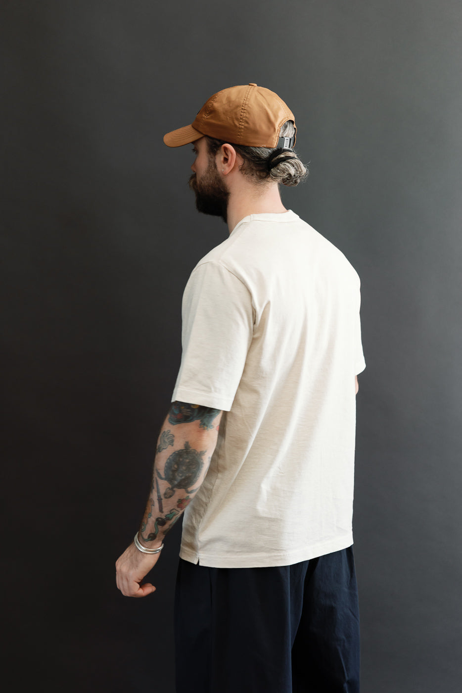 Male model, 5'9