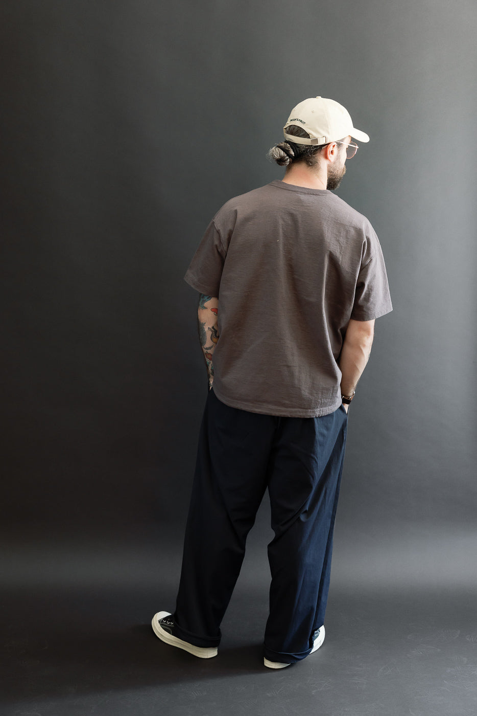 Male model, 5'9