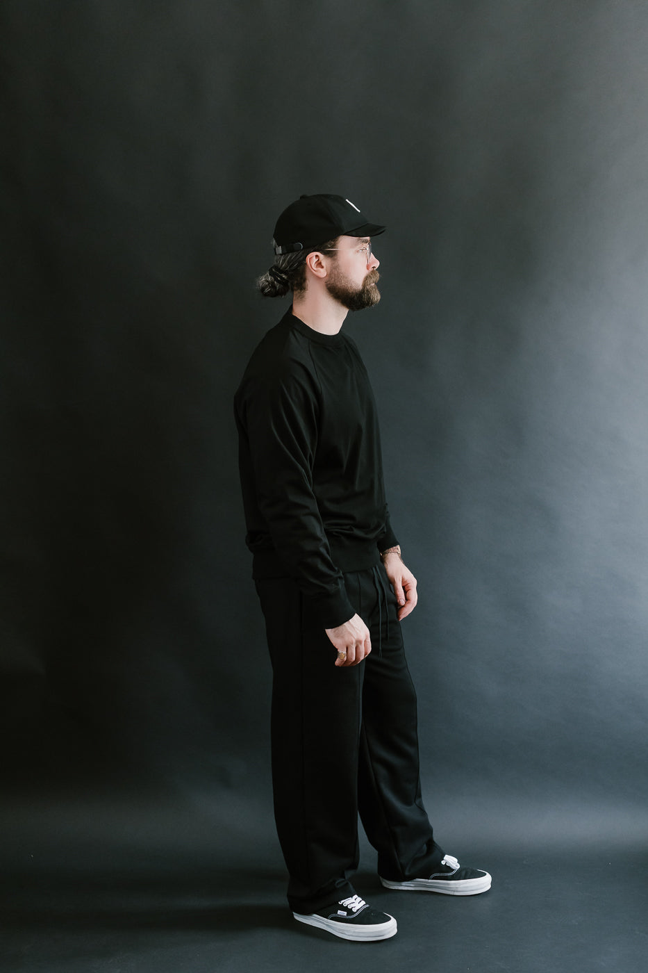 JM7522 - Grace Crewneck - 07 Black