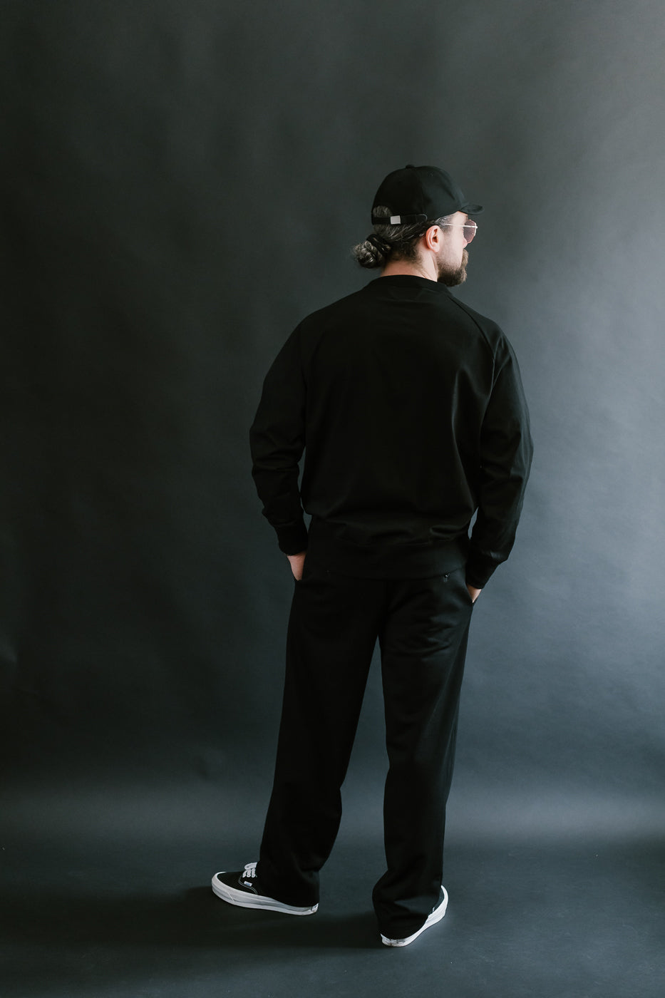 JM7522 - Grace Crewneck - 07 Black