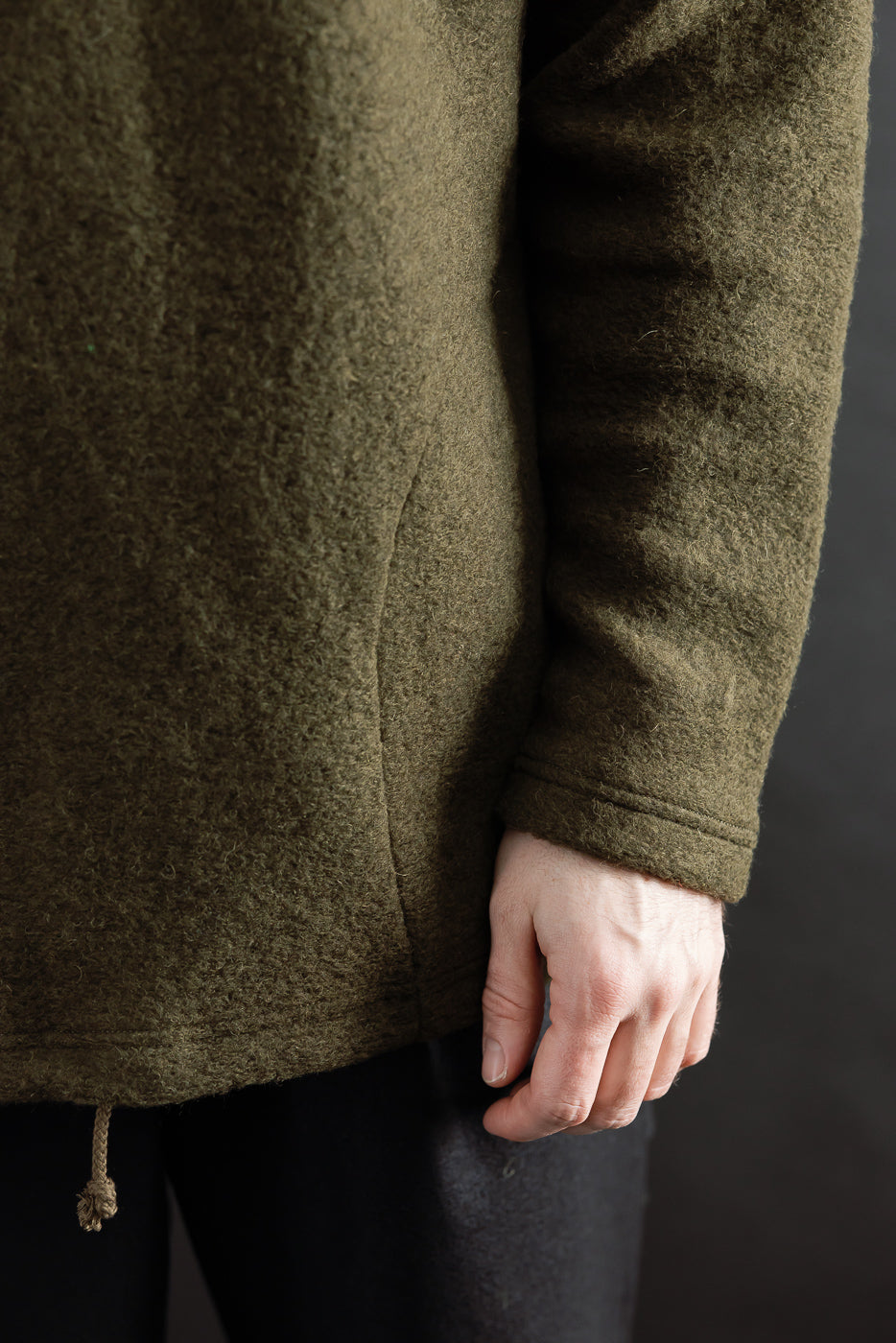 Close-up of male model, 5'9