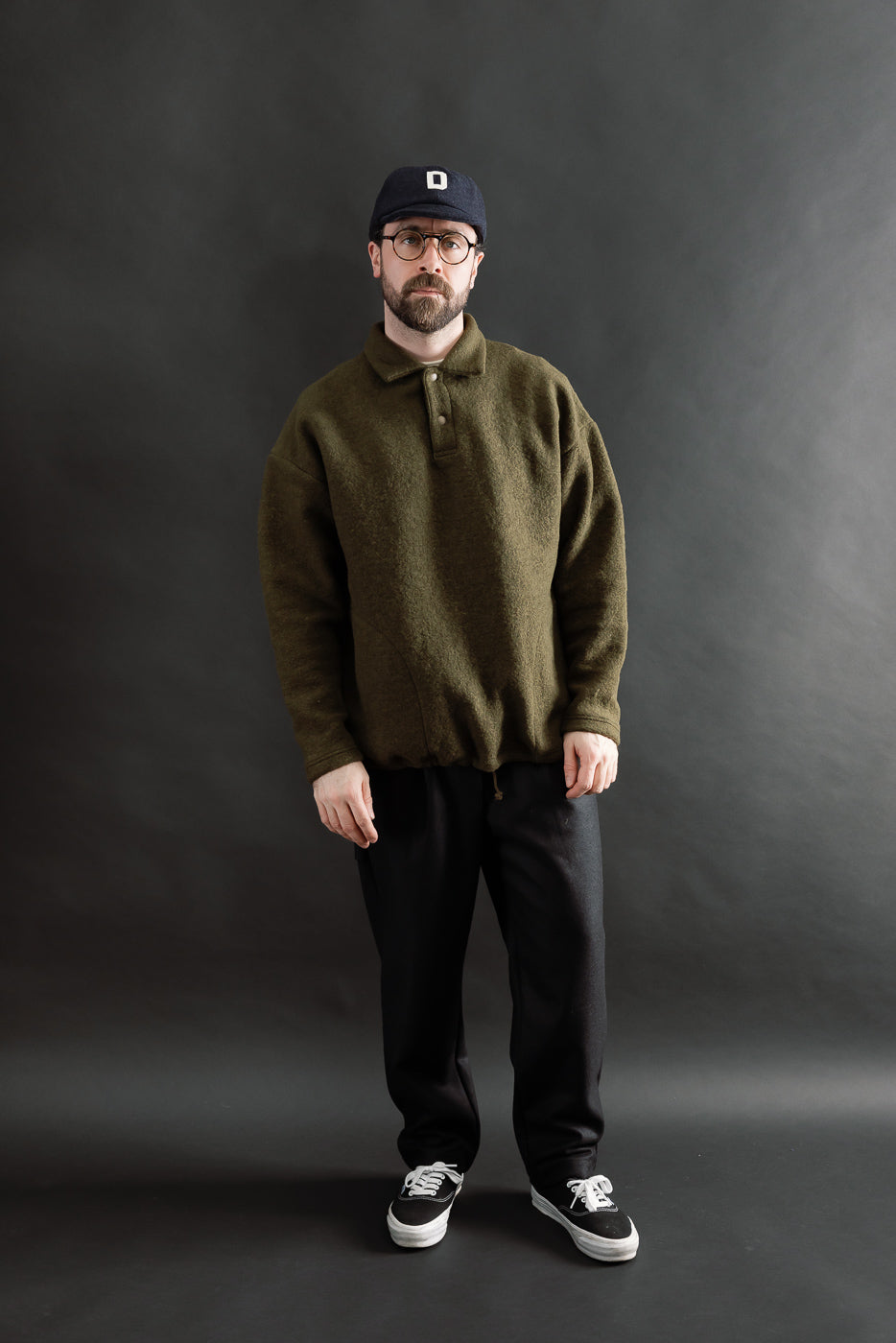 Front view, full body of male model 5'9