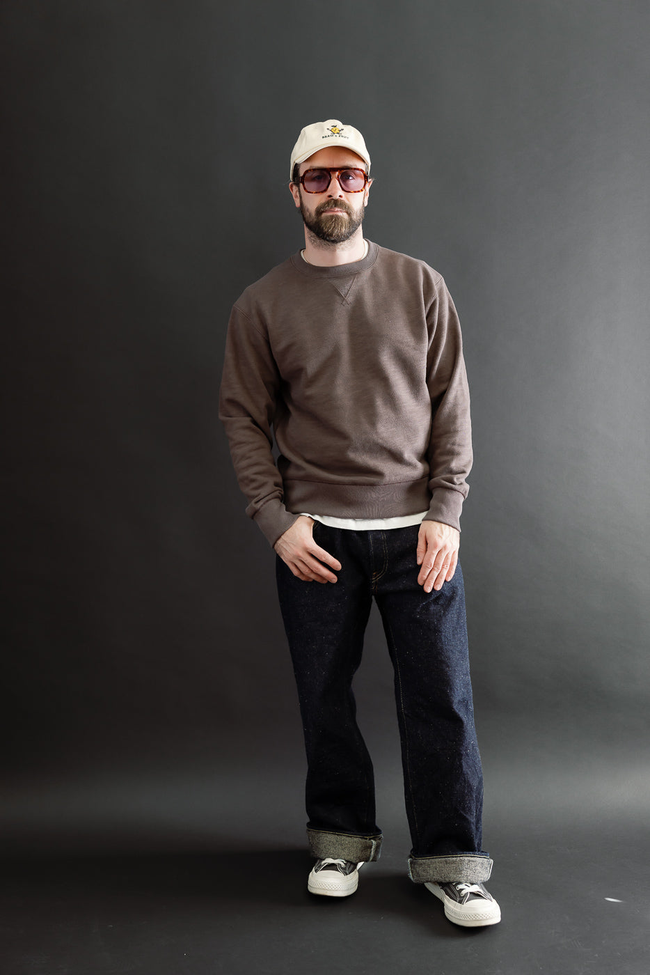 Full body front view of a 5'9