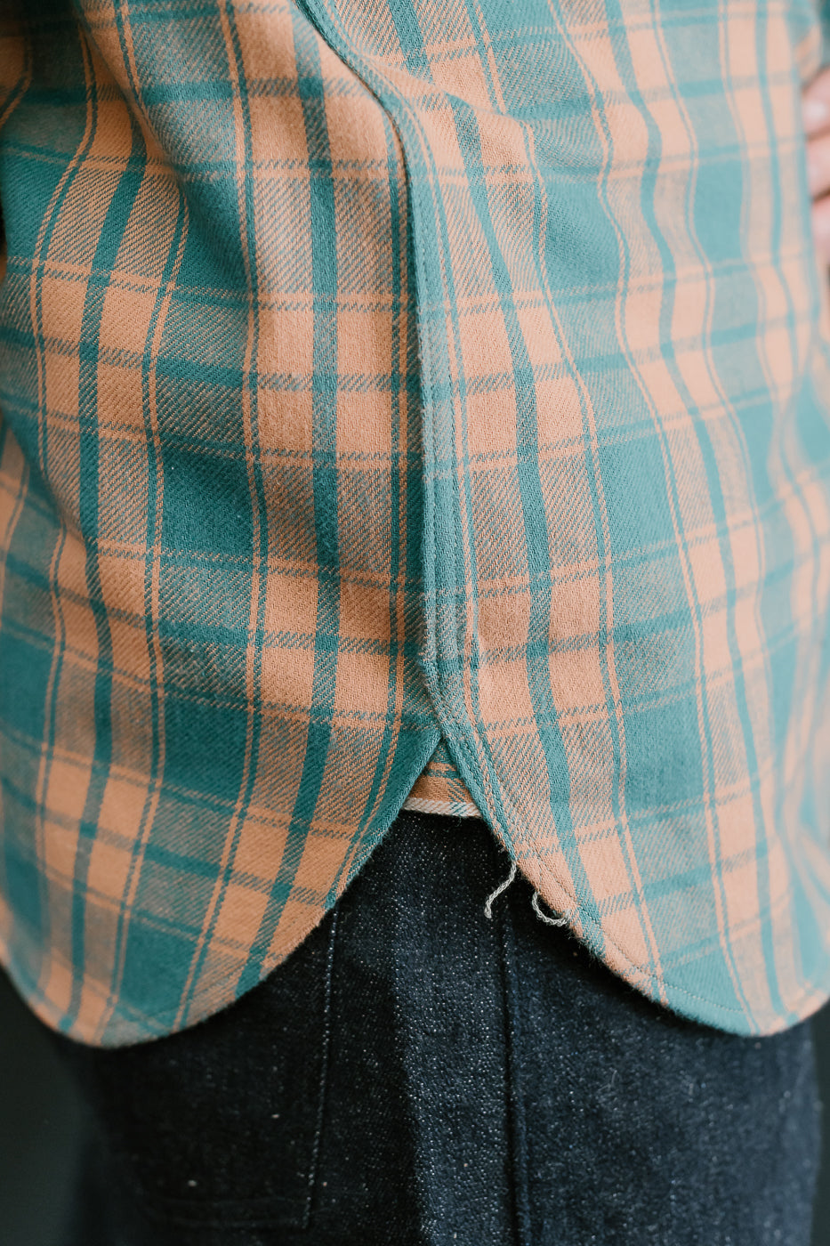 Lot JG-06-2 - The Ancient Flannel (rounded pockets) - Salmon