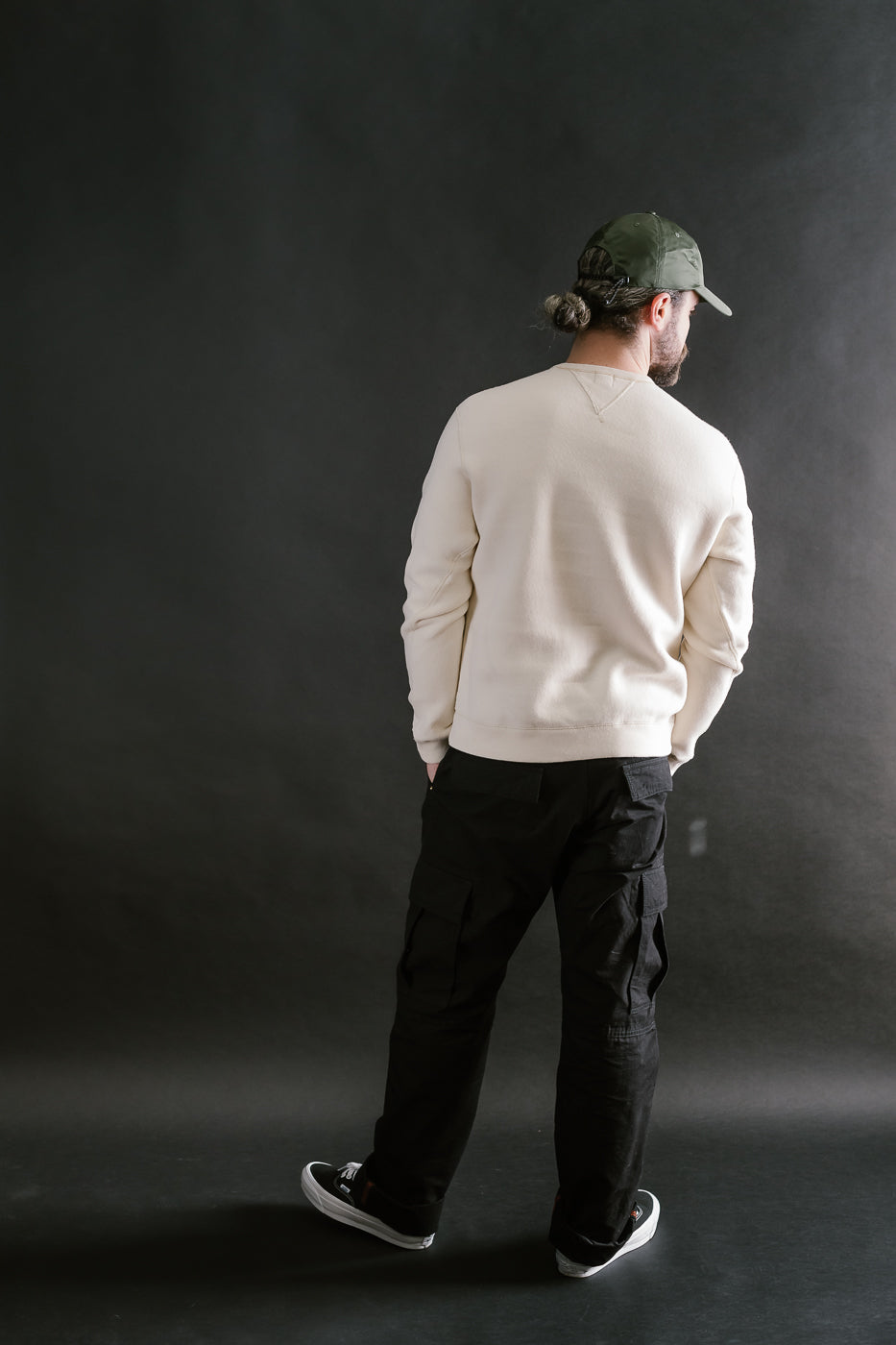 LCS1003 - Sinker Super Fluffy Knit Double-V Sweatshirt - Antique Ivory