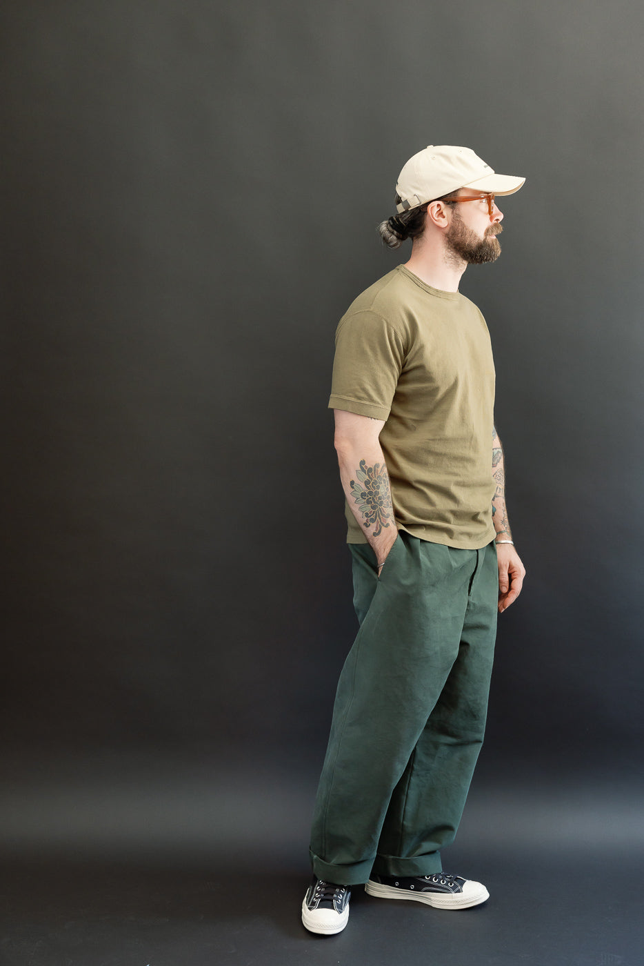Male model, 5'9
