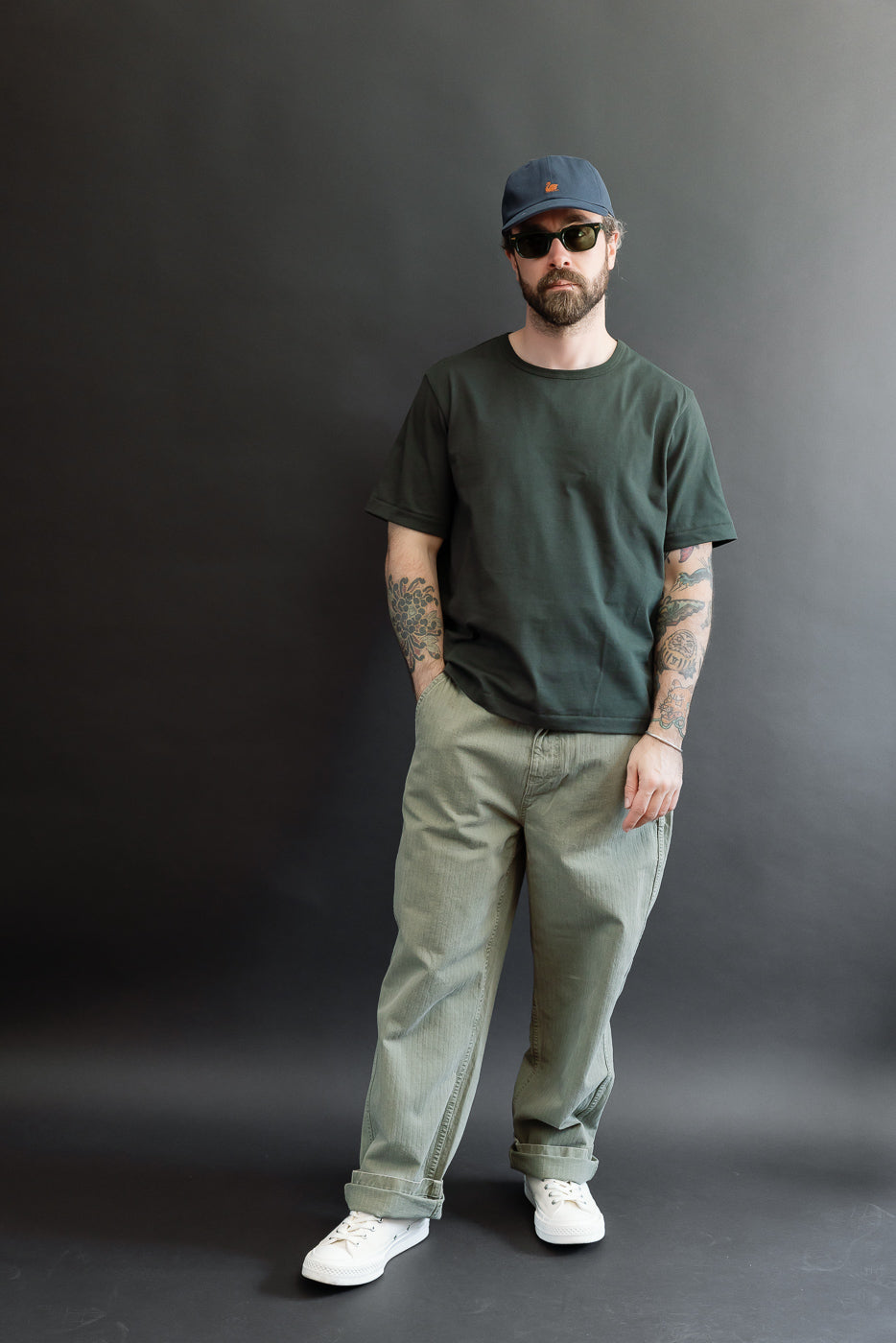 Full body front view of a 5'9