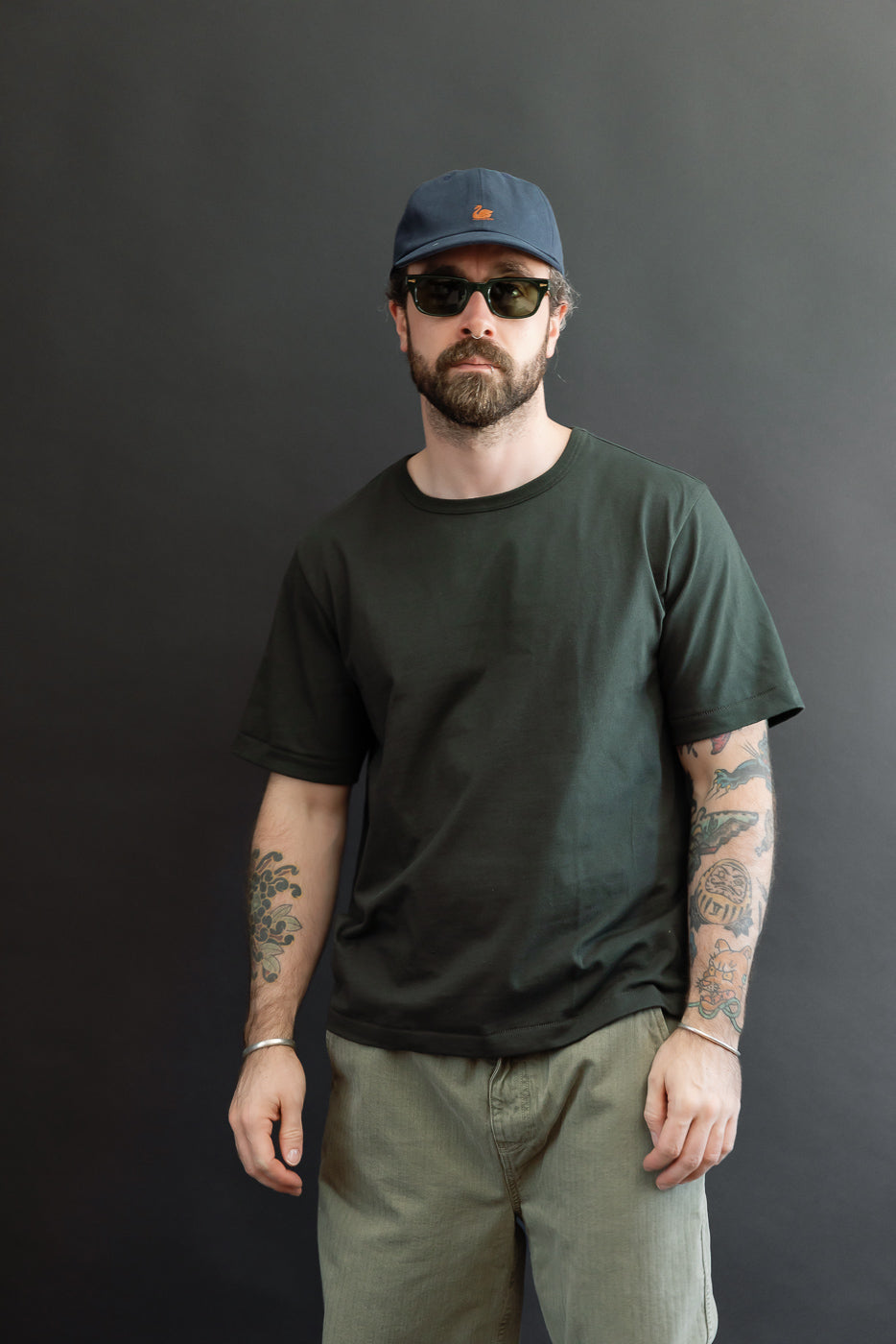 Full body front view of a 5'9
