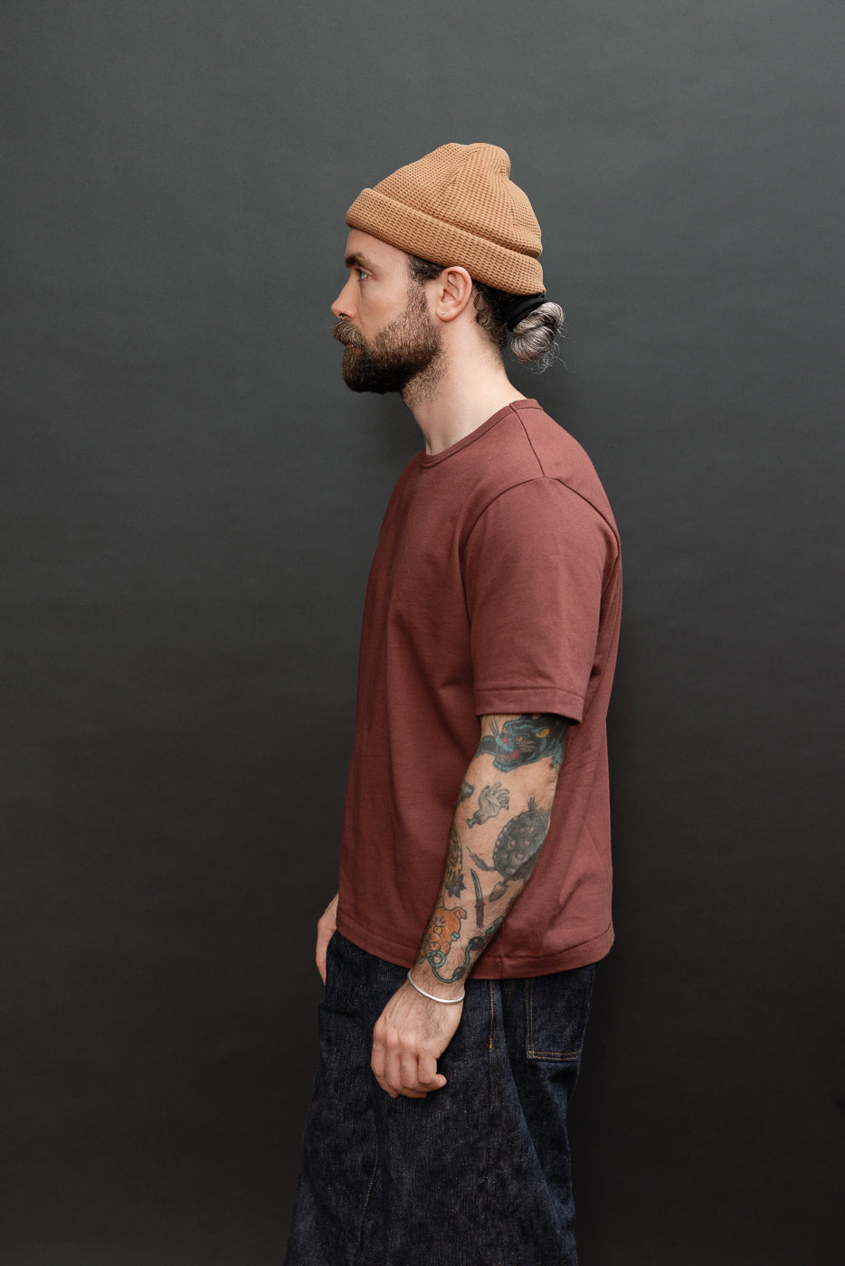Side view of a 5'9