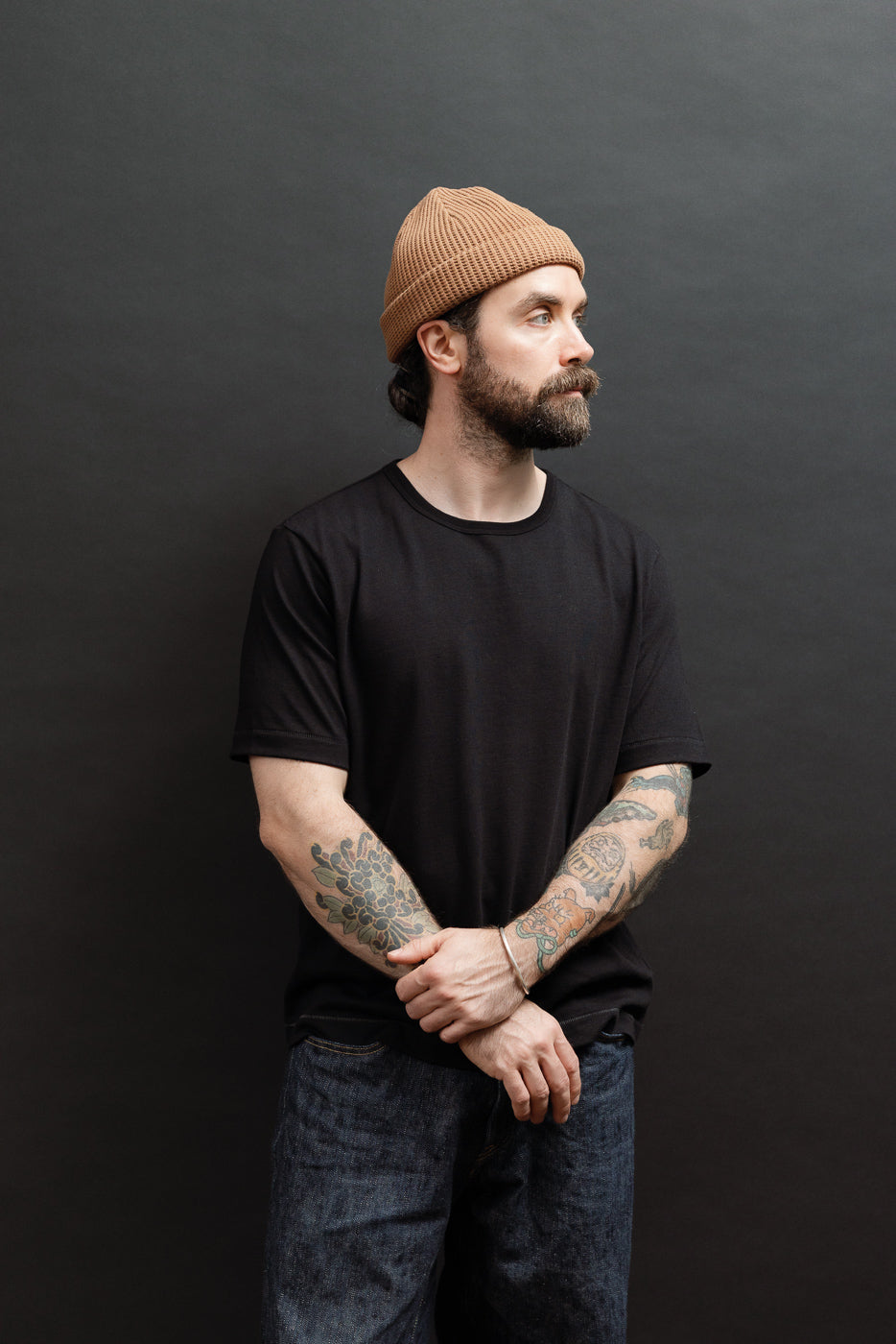 Full body front view of a male model, 5'9