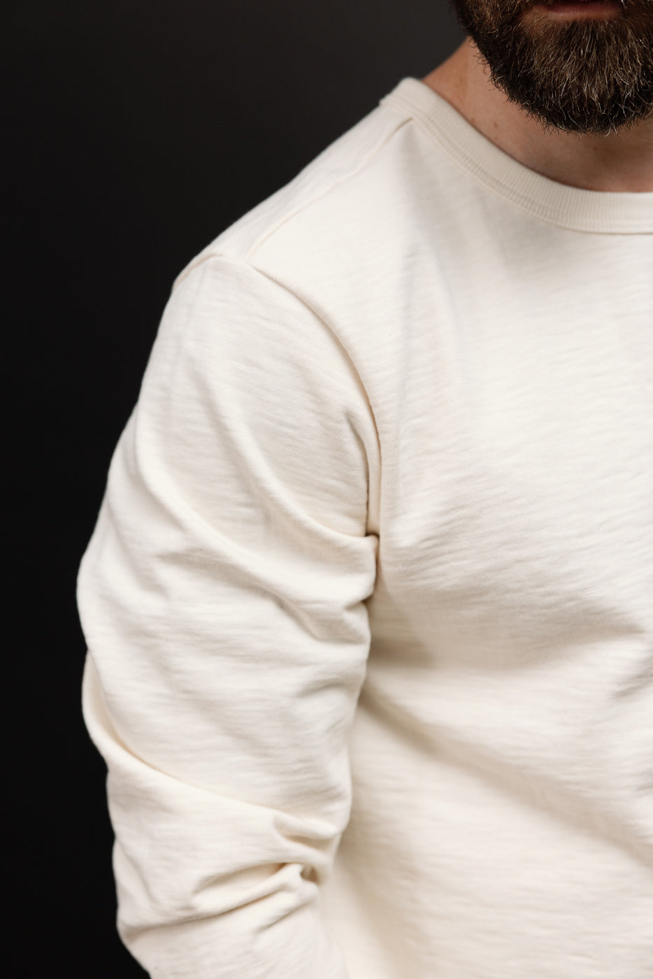 Close-up of a male model, 5'9