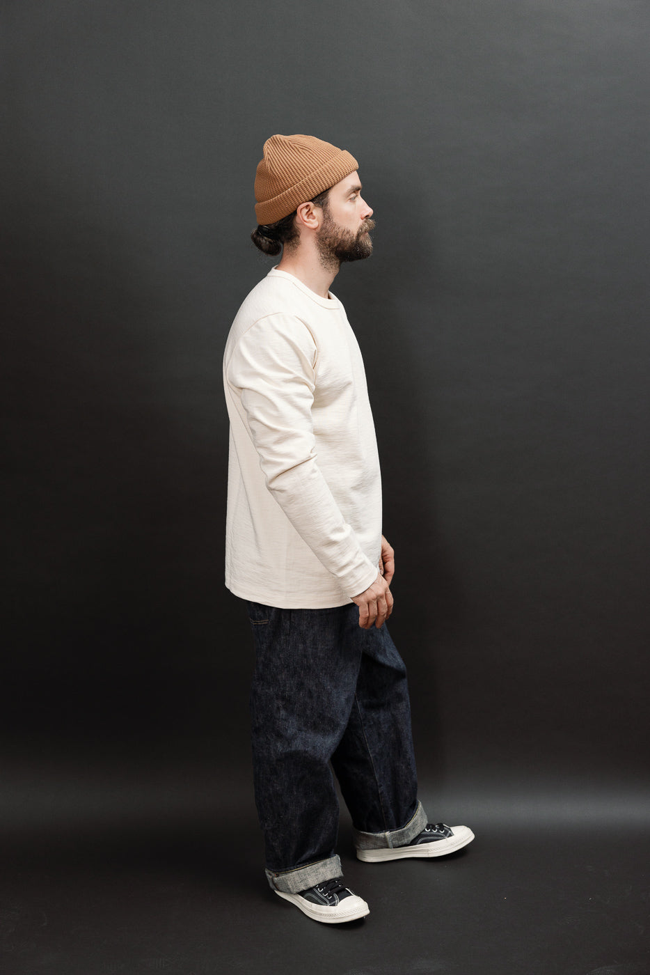 Full body side view of a 5'9