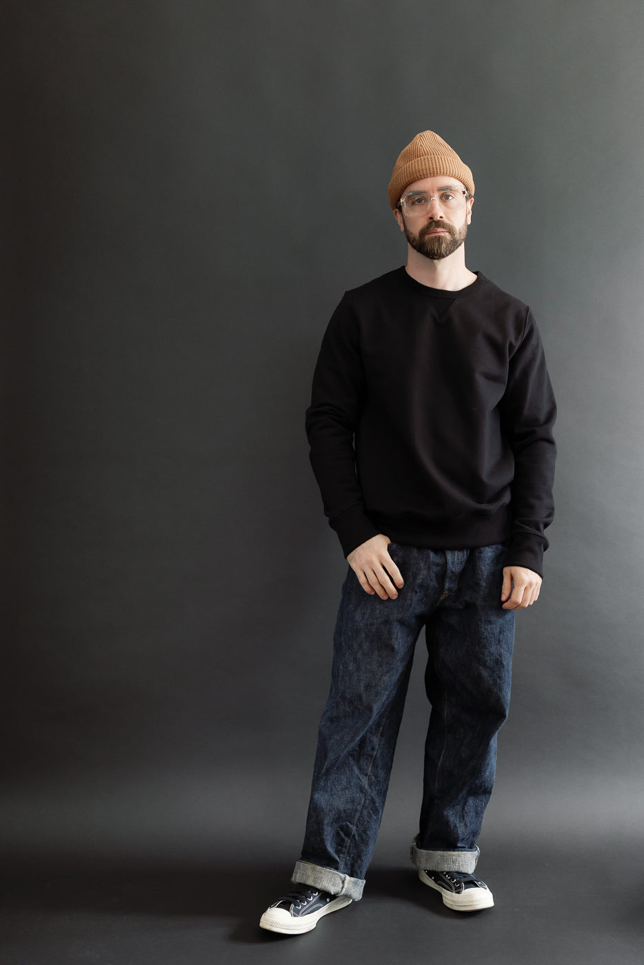 Full body front view of a 5'9