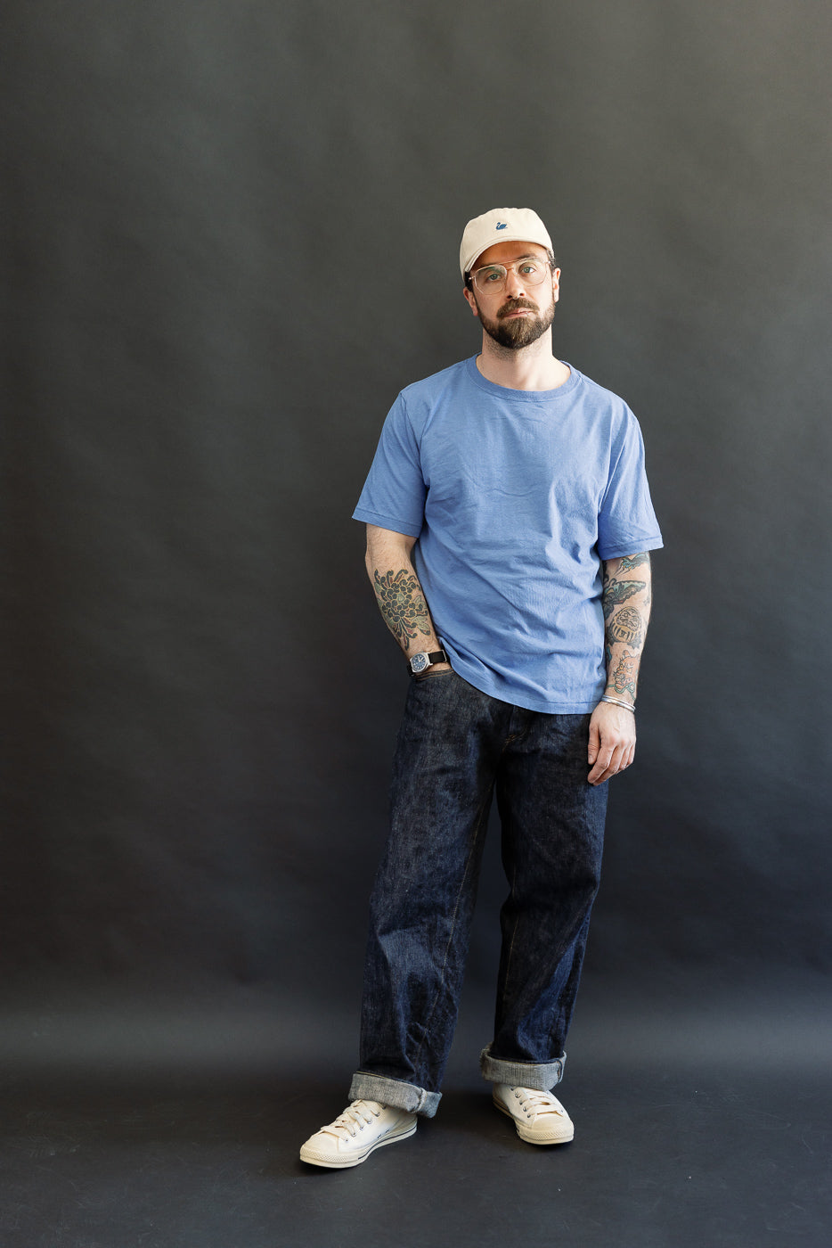 Full body front view of a male model, 5'9