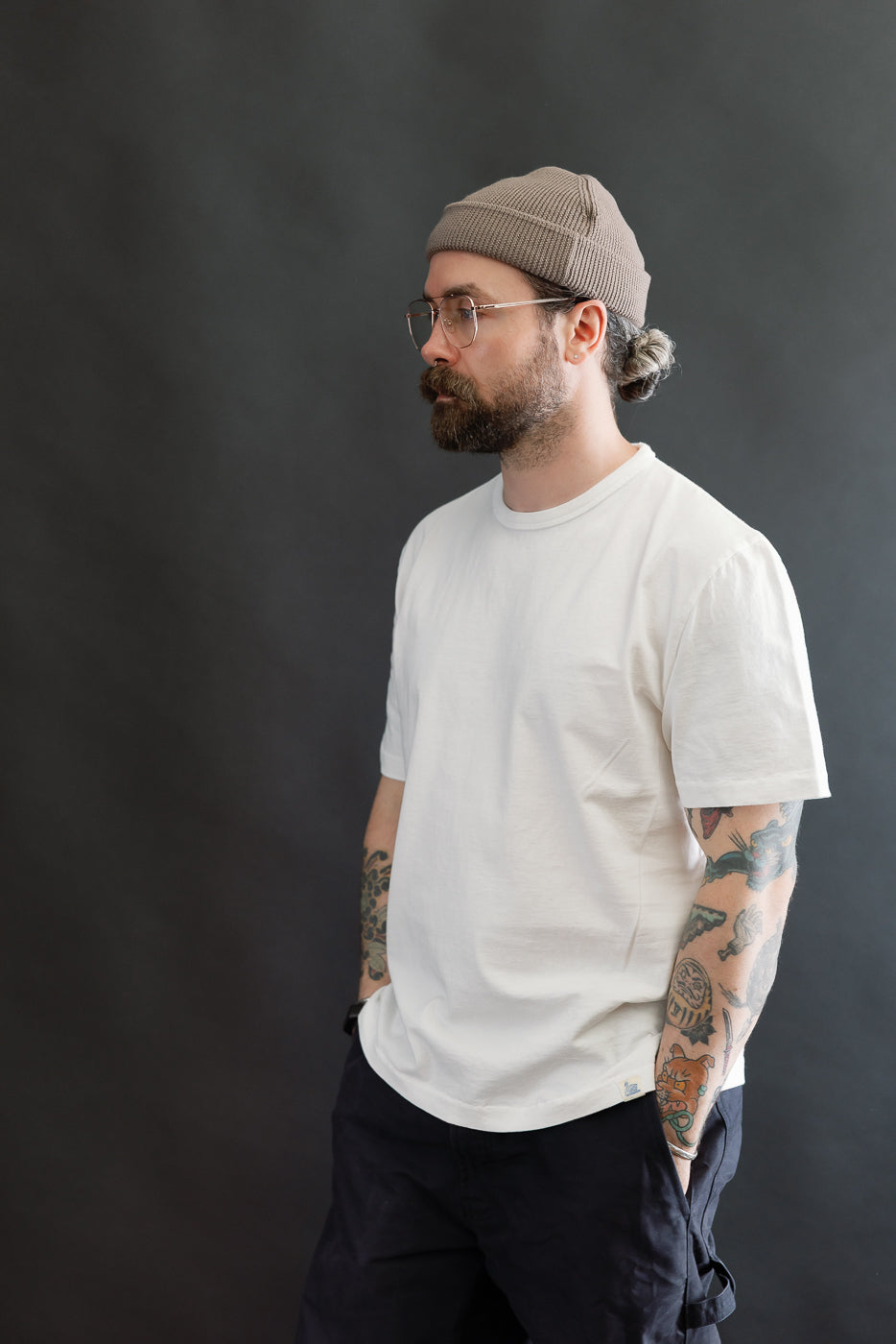 TEE02.01 - 16oz Classic Cotton Jersey T-Shirt Classic Fit - White