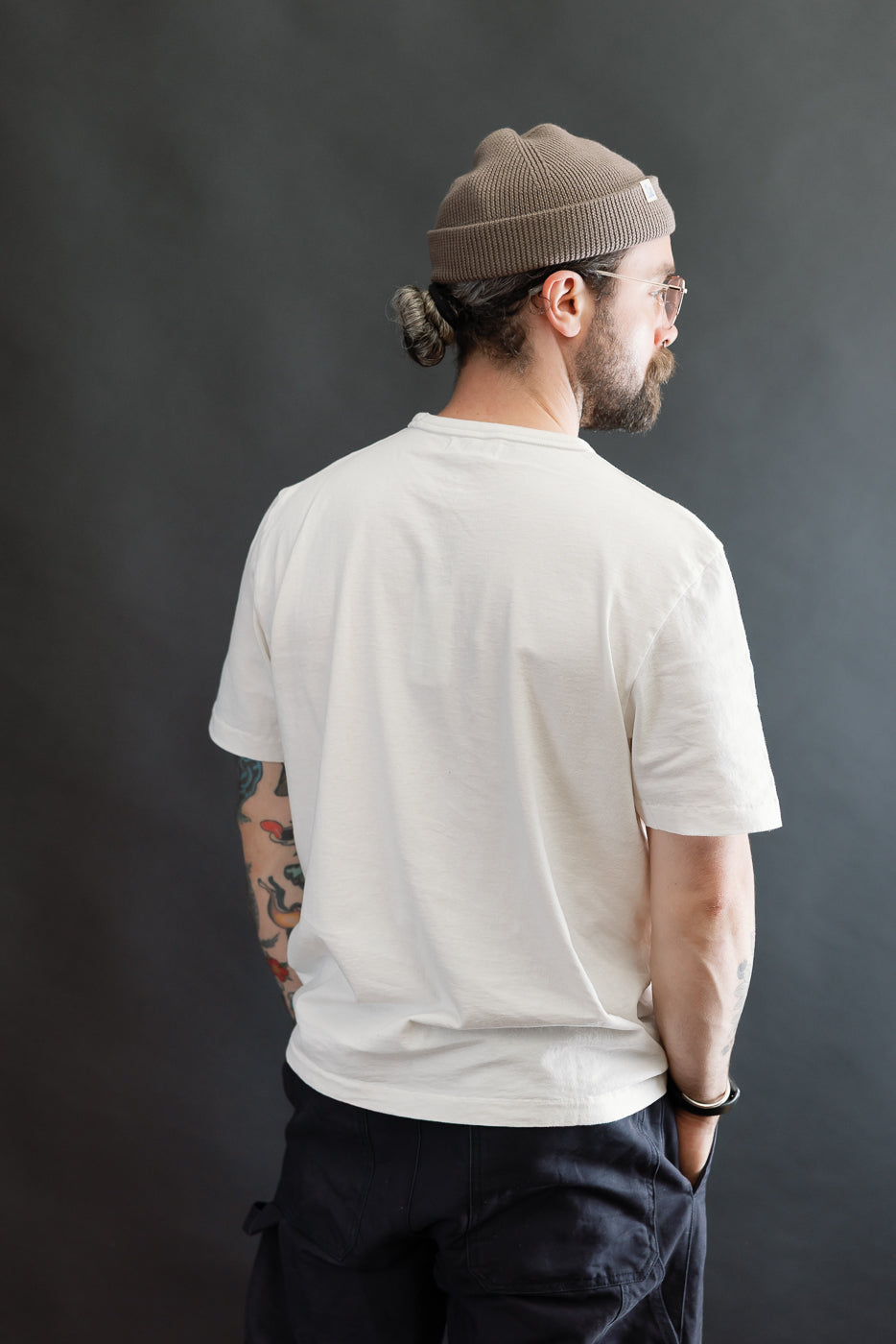 TEE02.01 - 16oz Classic Cotton Jersey T-Shirt Classic Fit - White