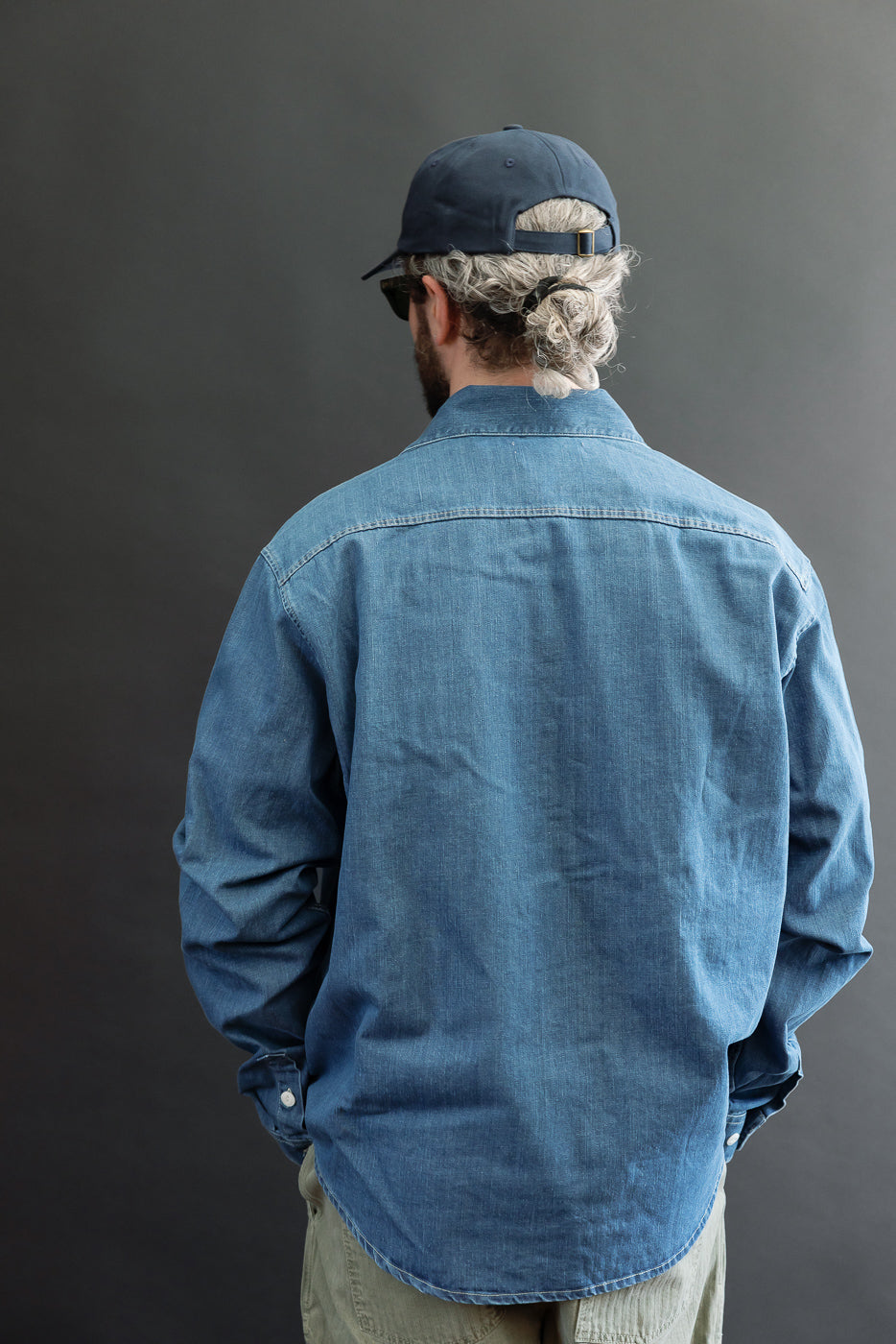 Back view, full body of a male model, 5'9