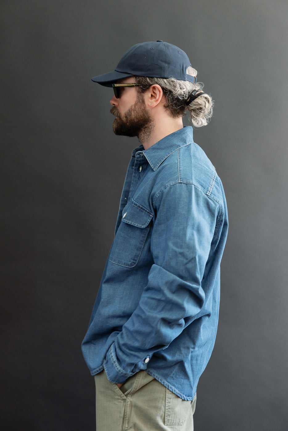 Side view of a 5'9