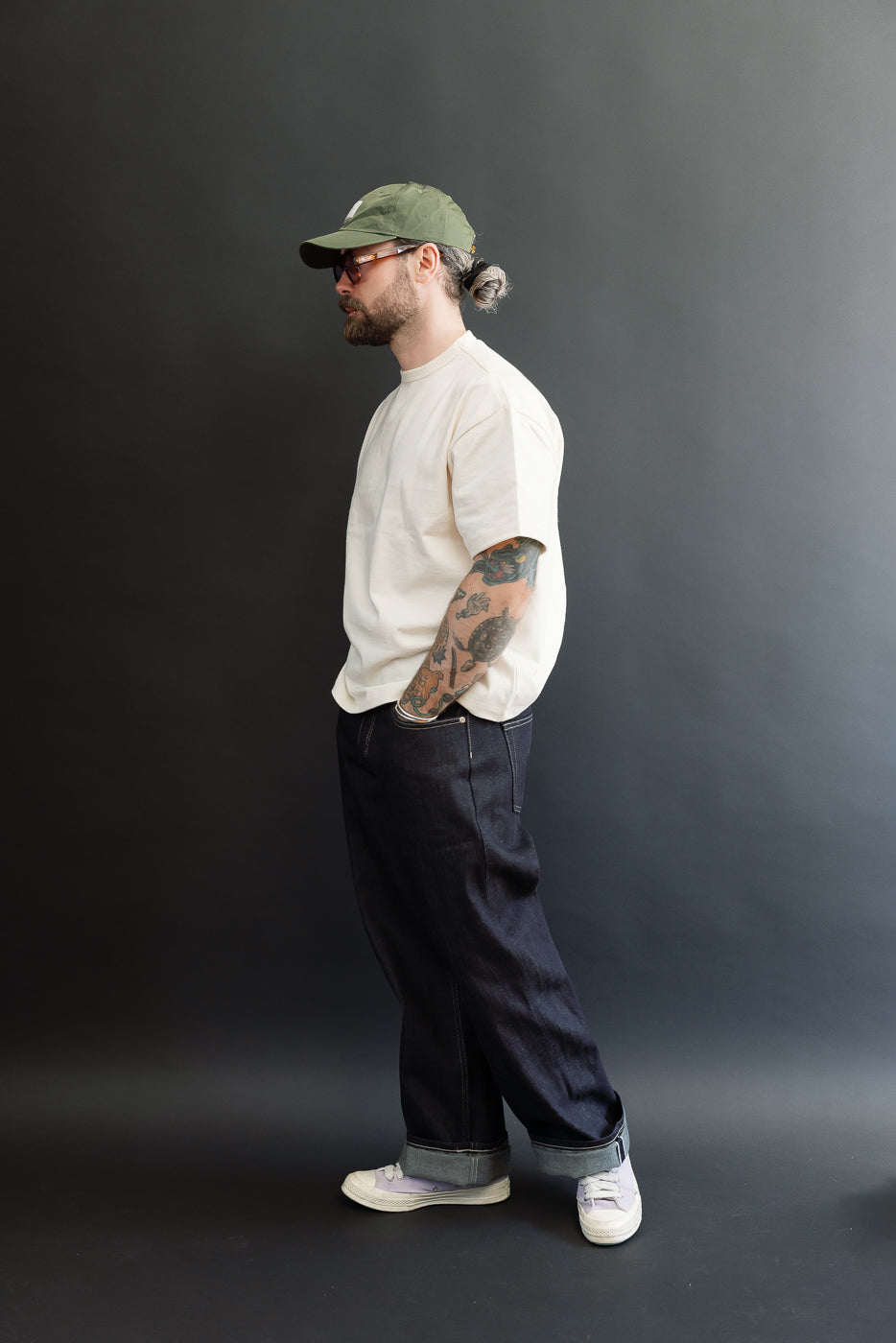 Full body side view of a 5'9