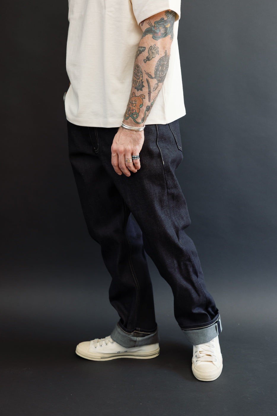 Full body side view of a 5'9