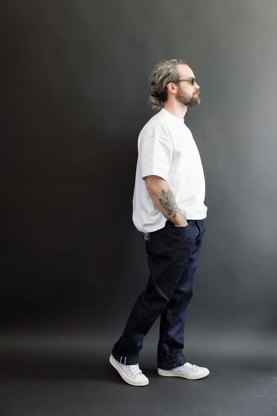 Full body side view of a 5'9