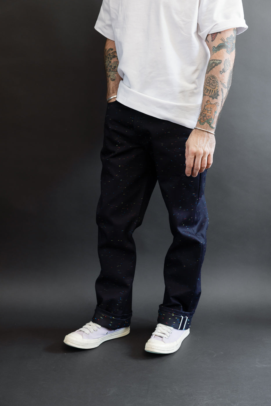 Full body front view of a 5'9