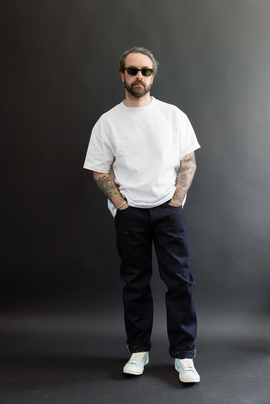 Full body front view of a 5'9