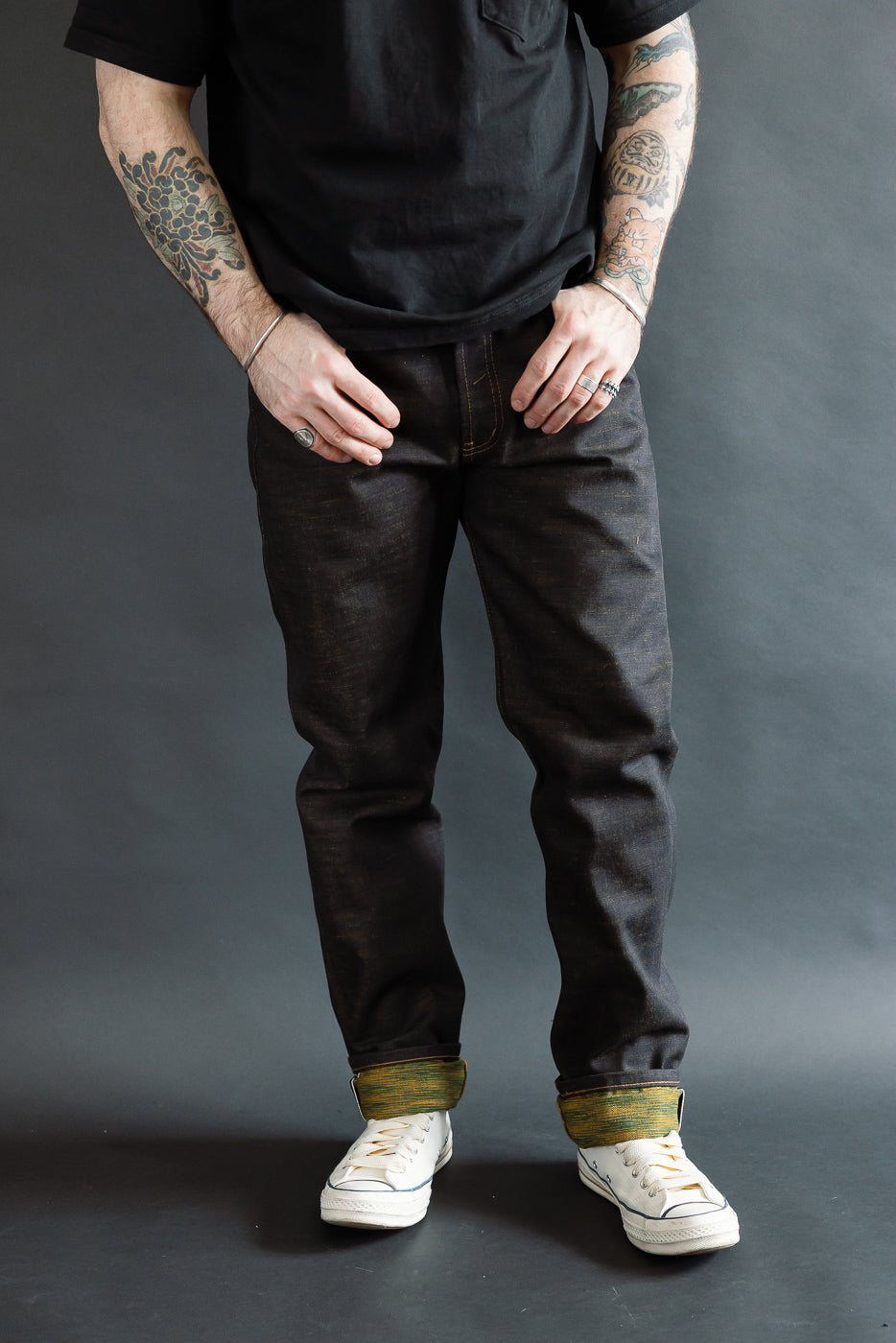 Full body front view of male model 5'9
