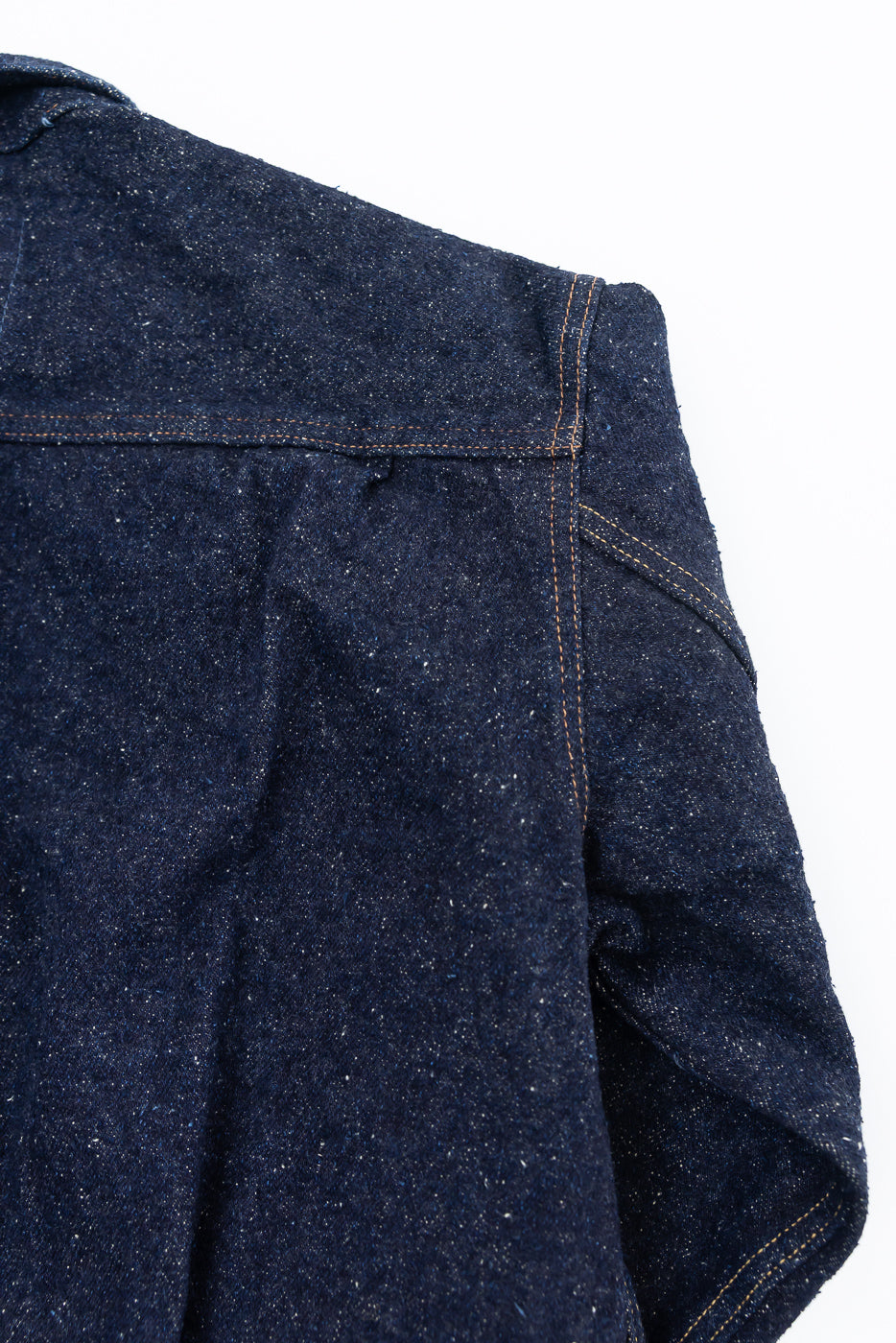 Close-up of upper back and shoulder seam, Naked & Famous Genseki Selvedge denim jacket texture