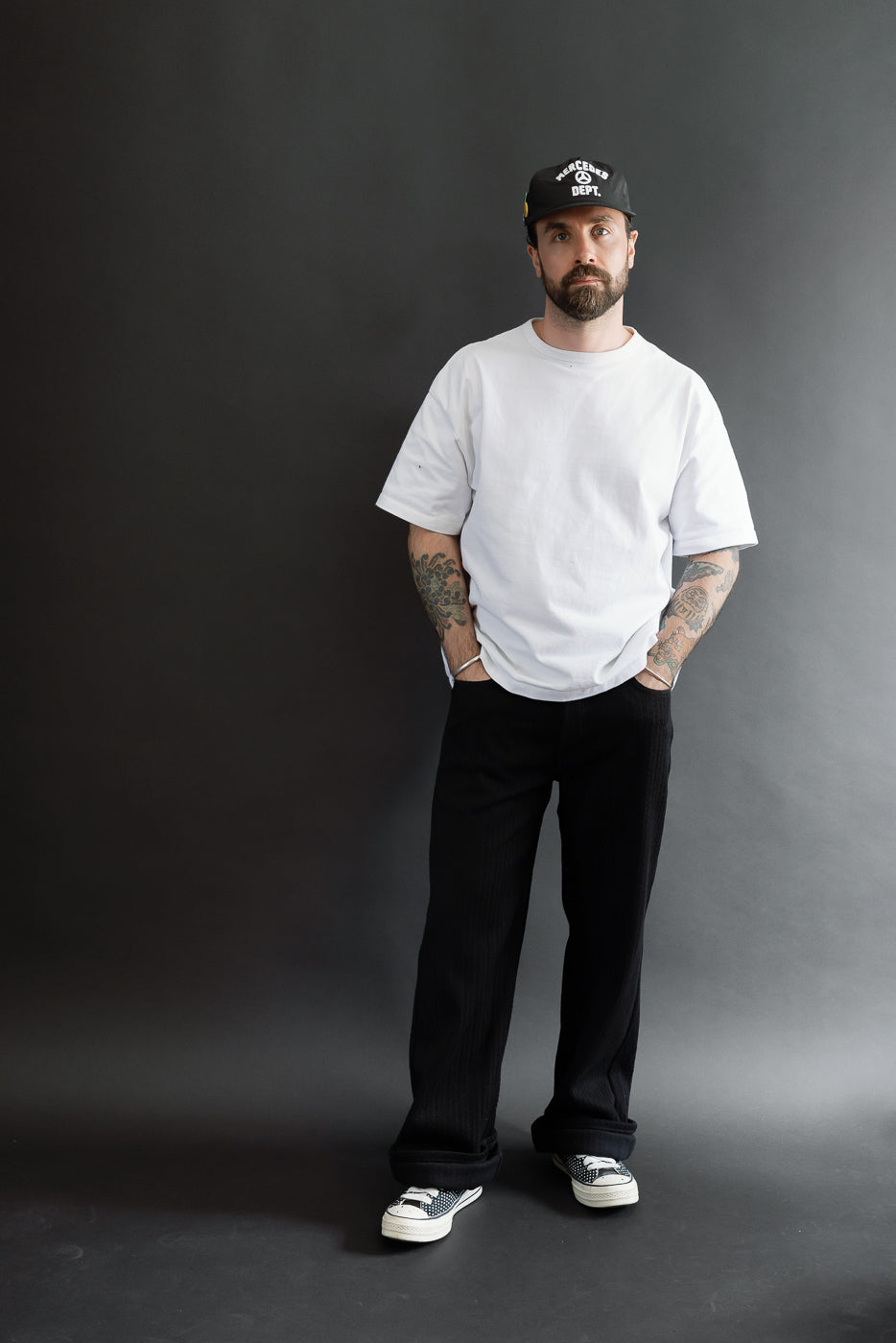 Full body front view of a 5'9