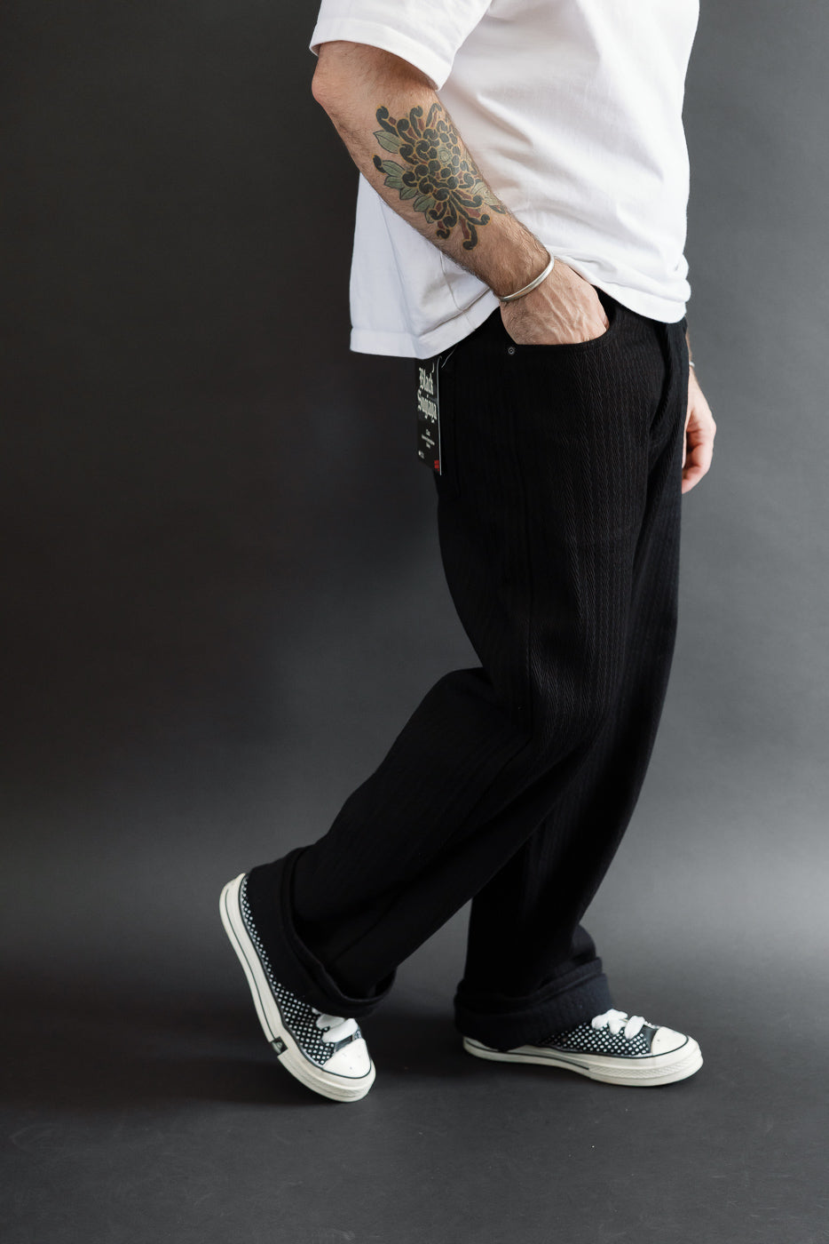 Full body side view of a 5'9