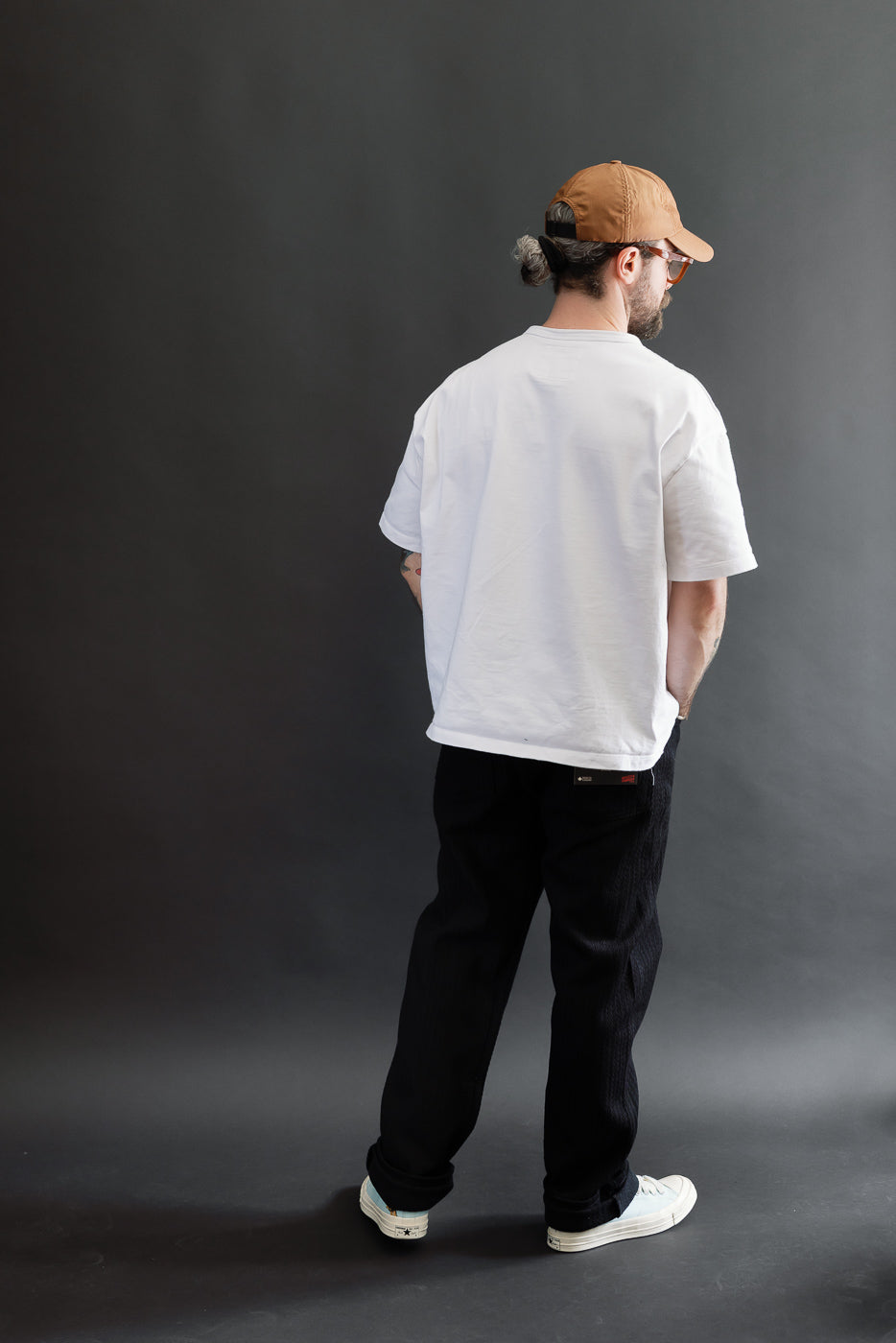 Full body back view of a 5'9