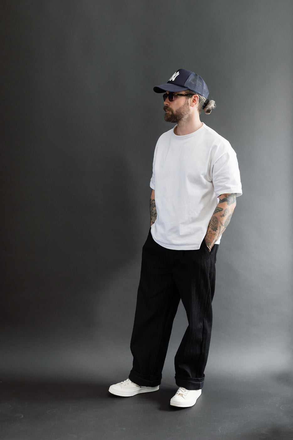 Full body side view of a 5'9