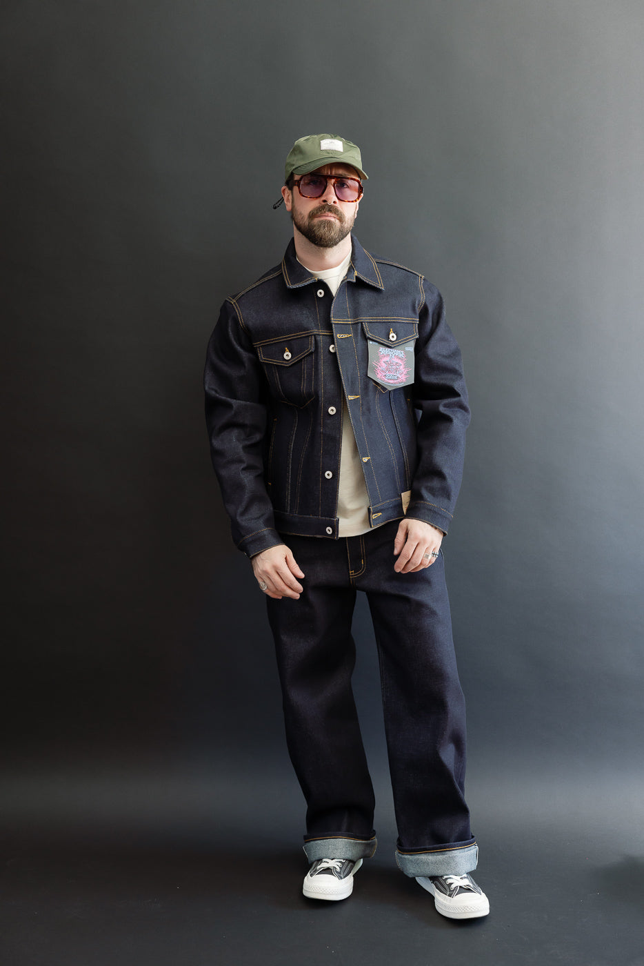 Full body front view of a 5'9