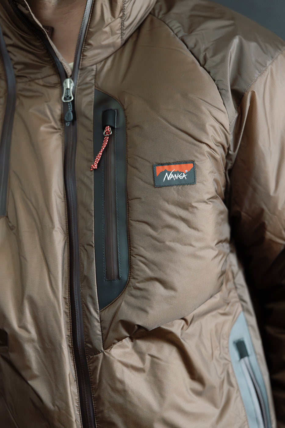 Aurora Light Down Stand Collar Jacket Mikami - Brown