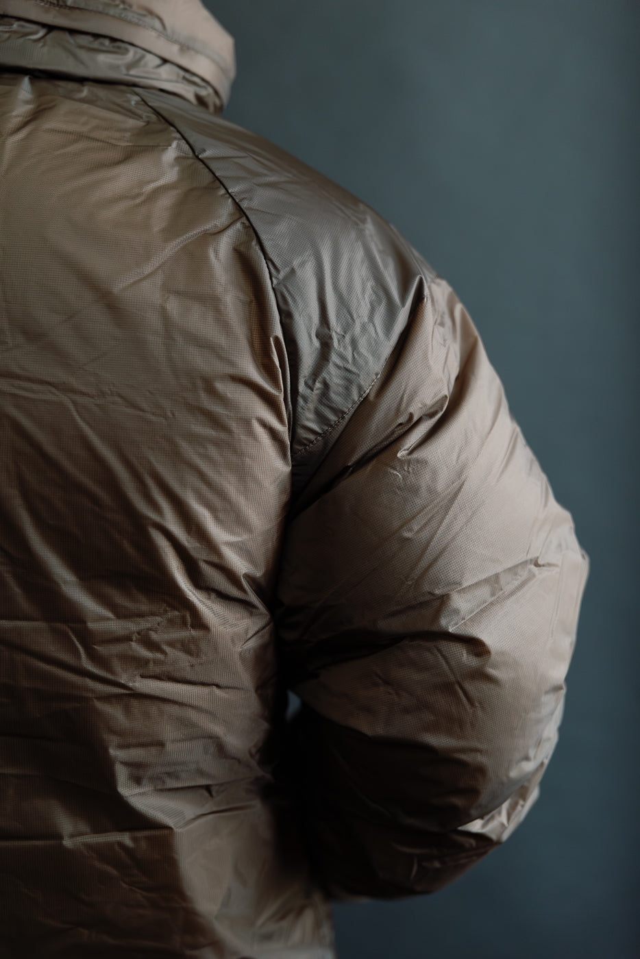 Aurora Light Down Stand Collar Jacket Mikami - Brown