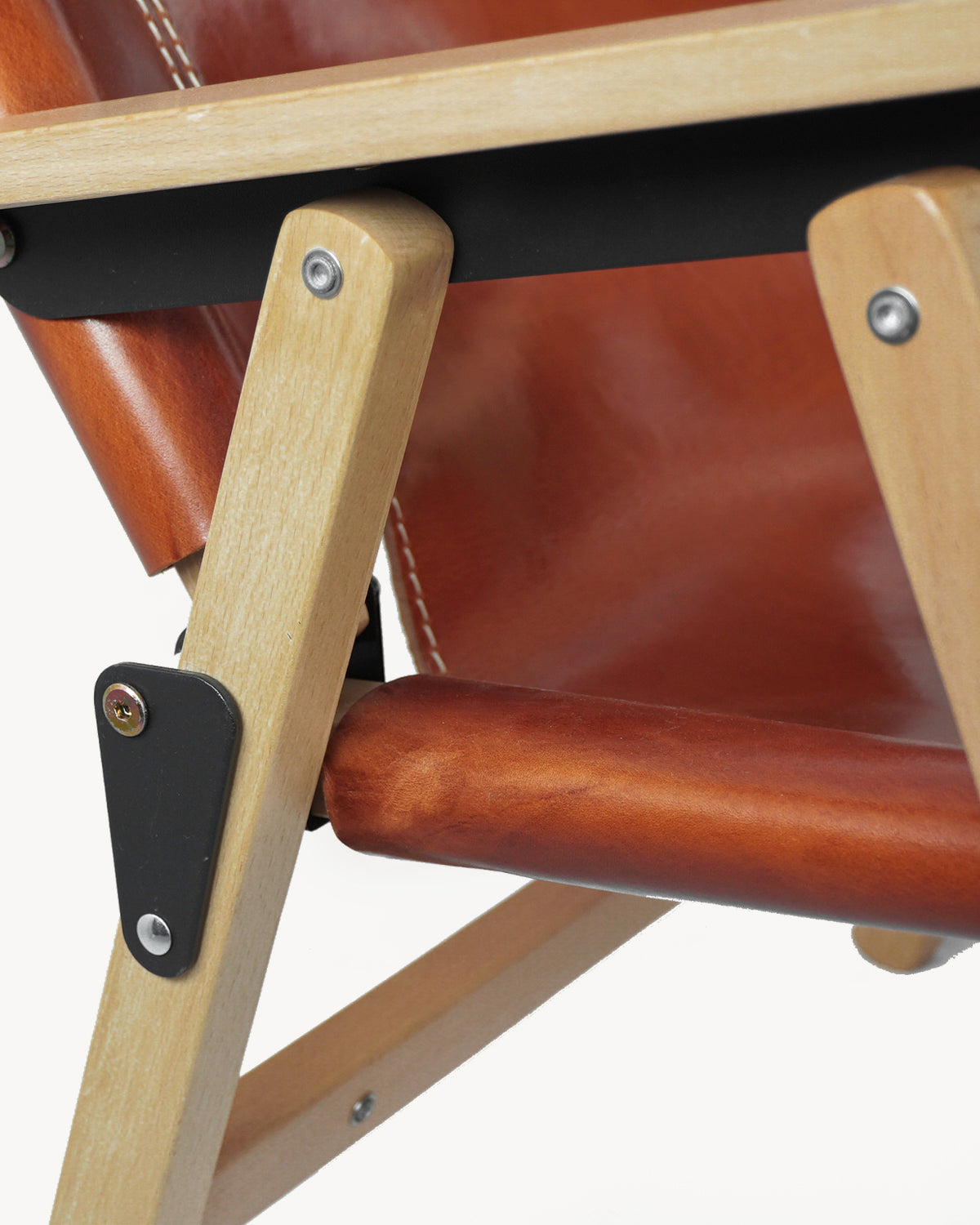 OGL-OD-WD-CHAIR-V2 - 'Only Good Life' Kermit Outdoor Folding Camp Chair - Tan Leather