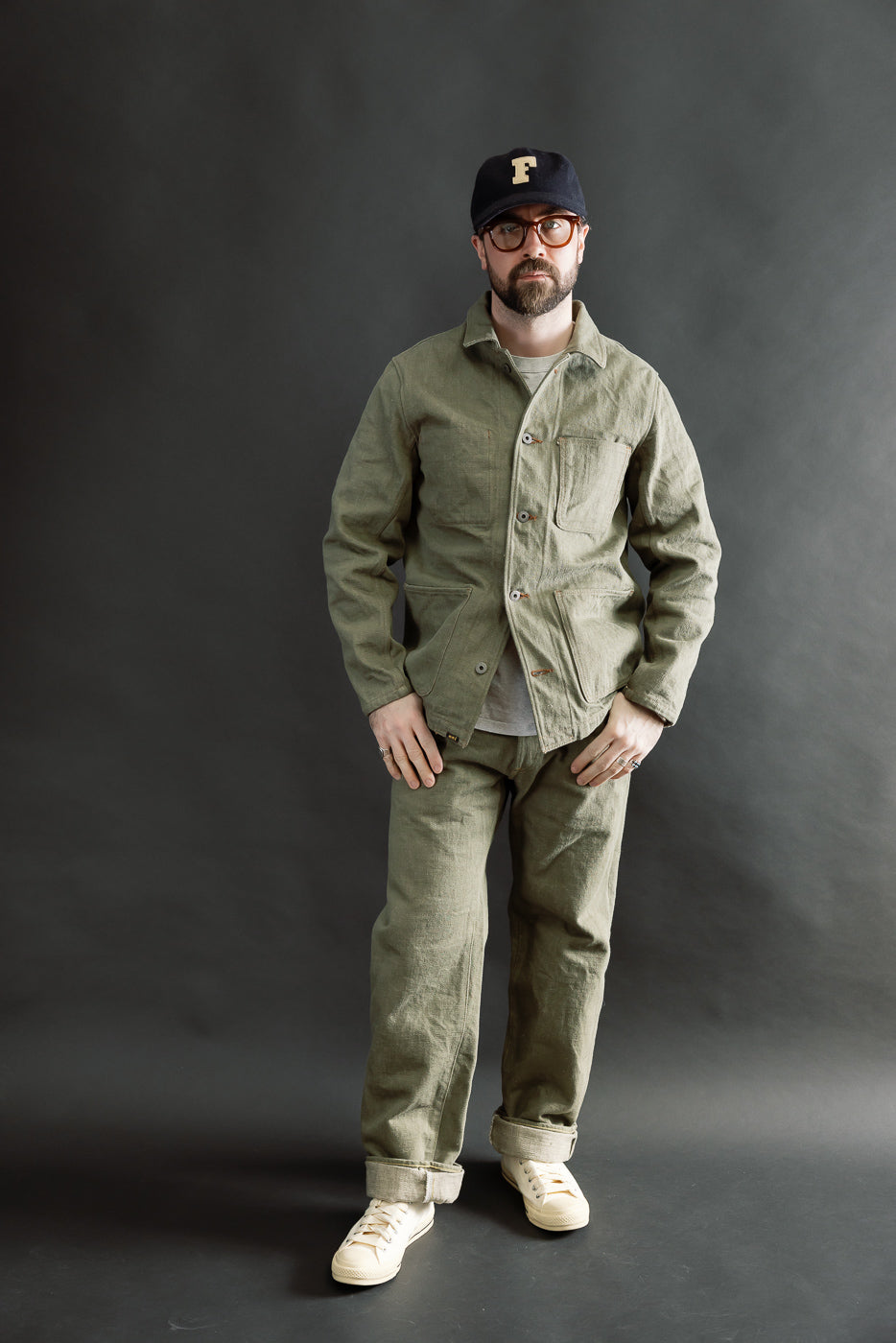 Full body front view of a male model, 5'9