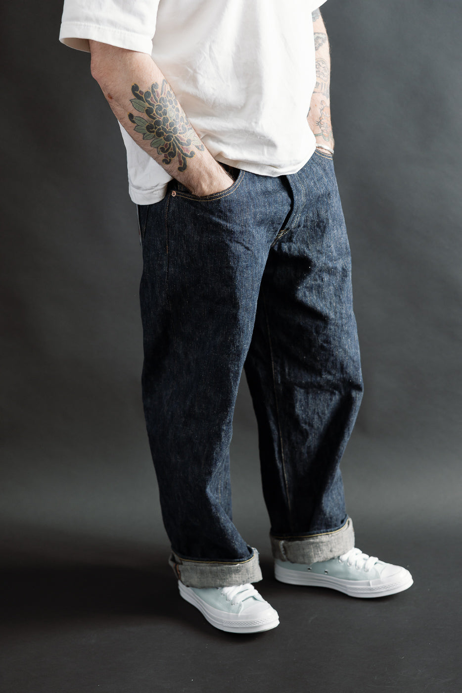 Front view, cropped shot of male model 5'9