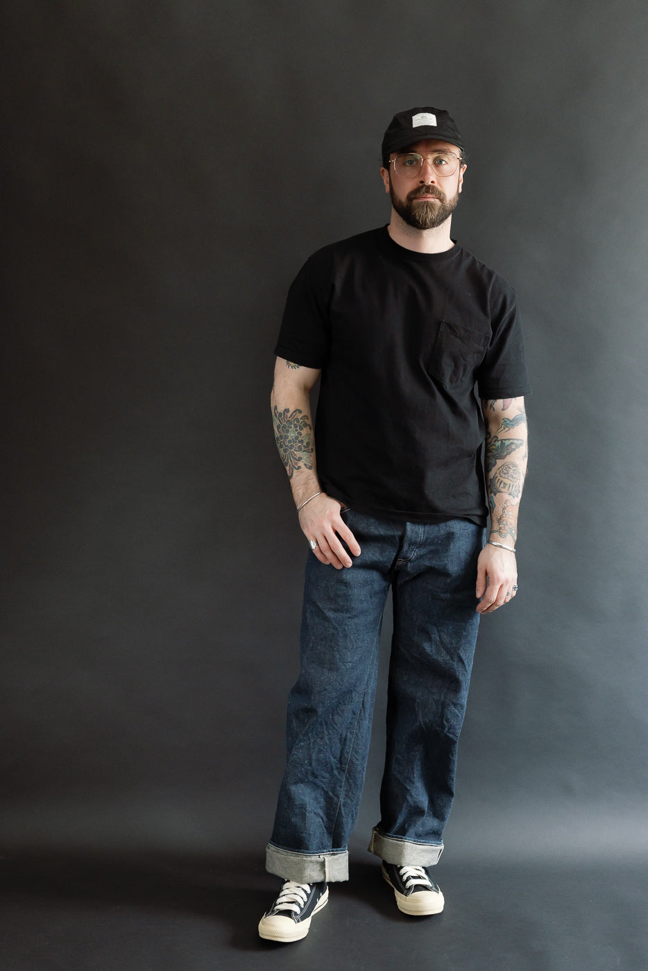 Full body front view of male model, 5'9