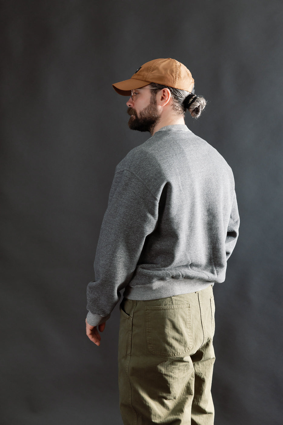 01-0041-60K - Relaxed Fit Densely Knit Sweatshirt - Charcoal Gray