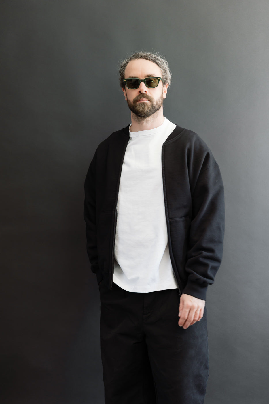 Full body front view of male model, 5'9