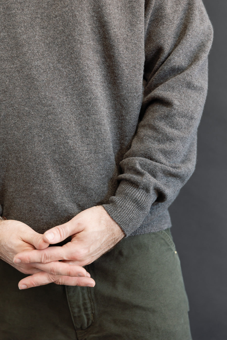 Close-up side view of a male model (5'9