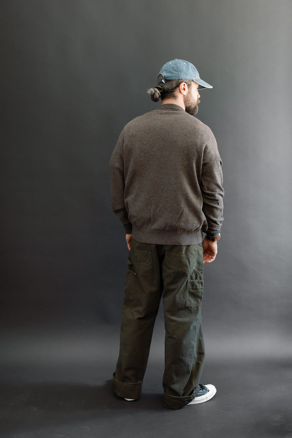 Back view, full body: male model (5'9