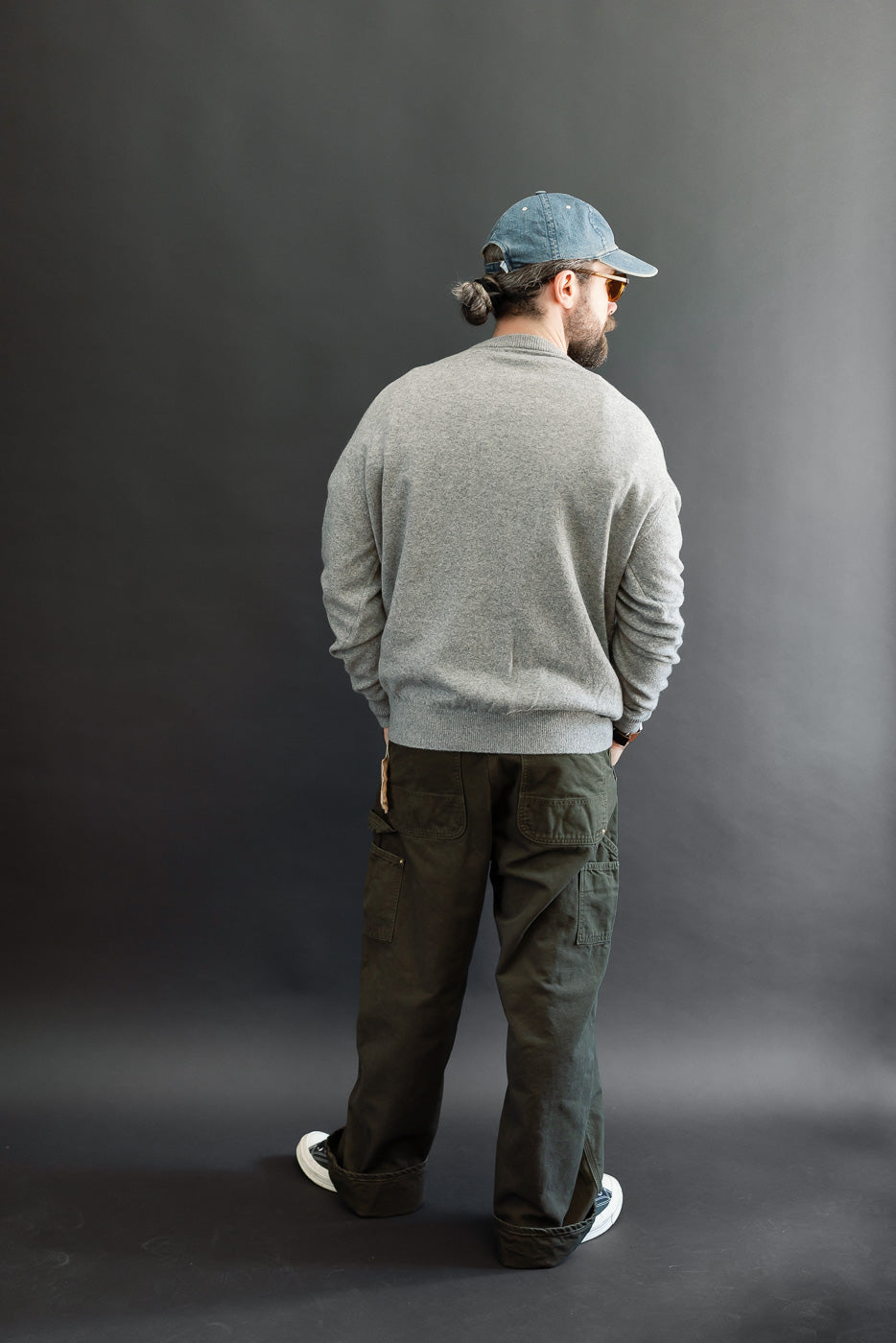 Full body back view of a 5'9