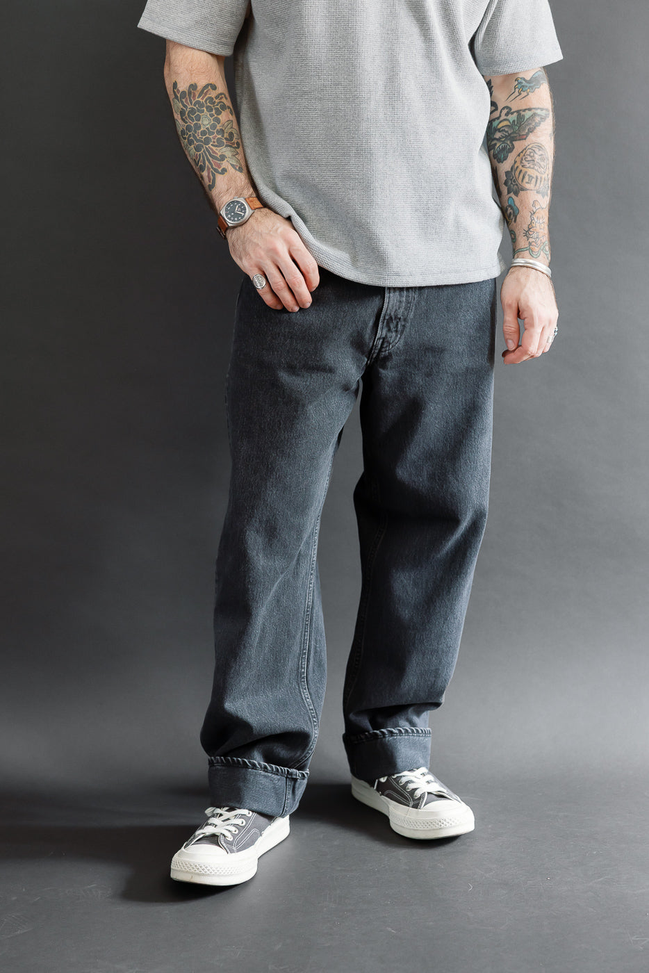 Full body front view of a 5'9