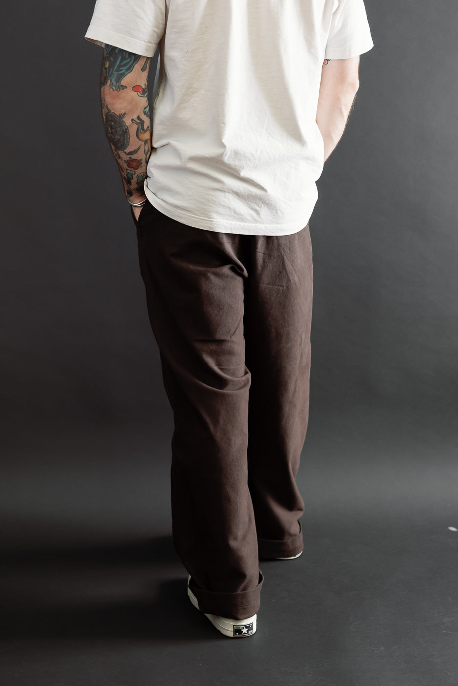 Full body back view of a 5'9