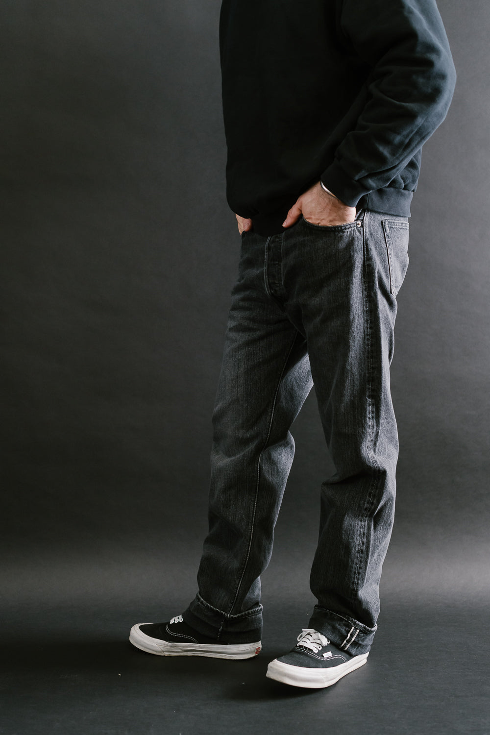 01-1050W-D61S - 105 - Standard Fit Selvedge Denim - Black Stone
