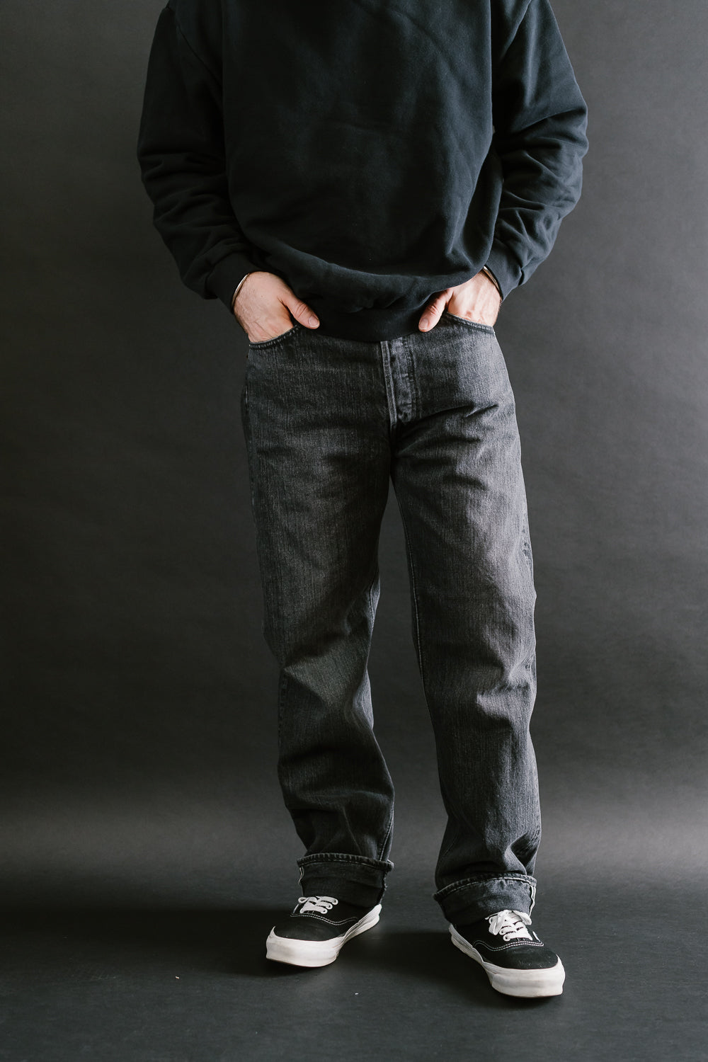 01-1050W-D61S - 105 - Standard Fit Selvedge Denim - Black Stone